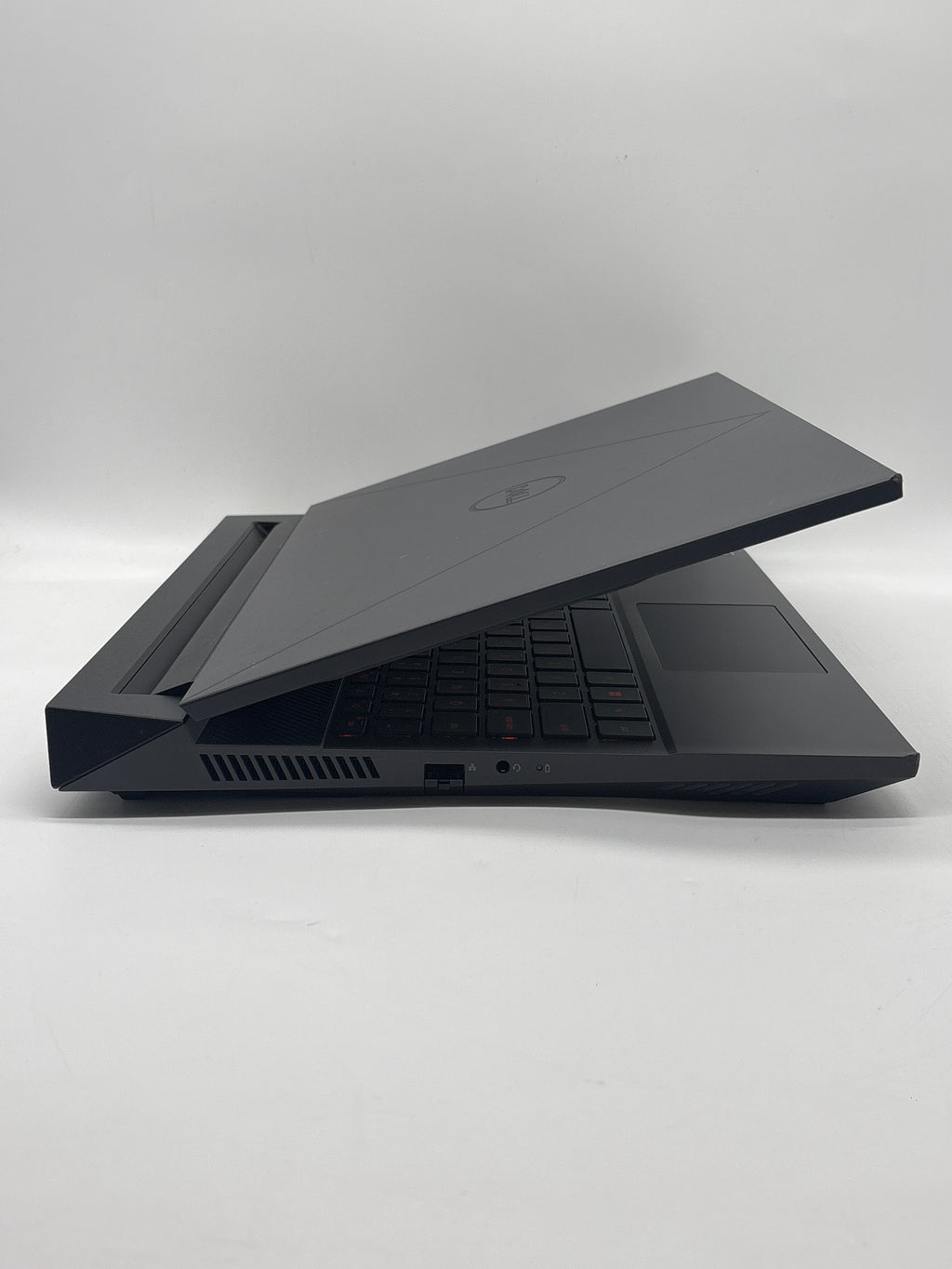 Dell G15 5530 i5-13450HX 8GB RAM 512GB SSD RTX 3050 Used