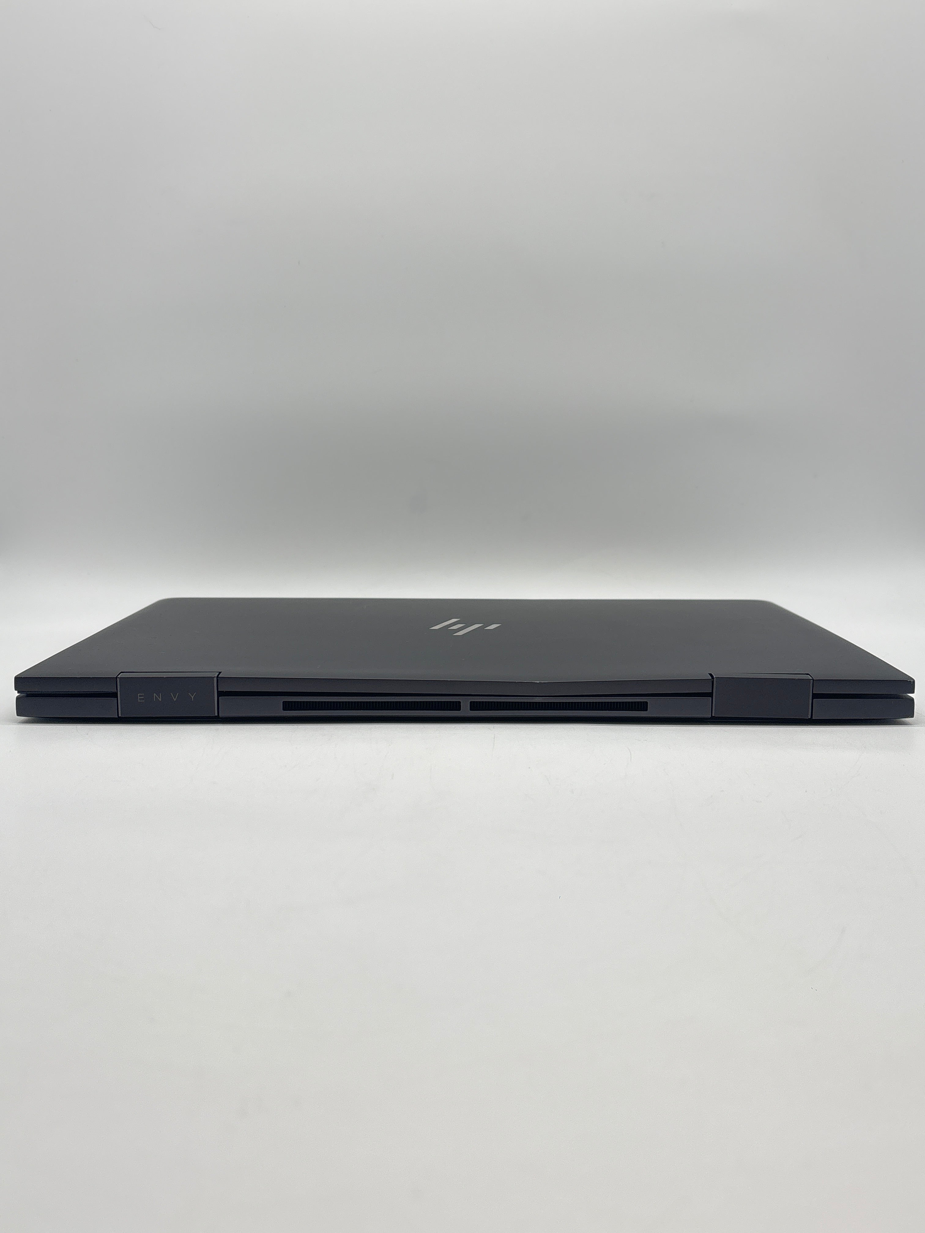 HP ENVY x360 AMD Ryzen 5 4500U 8GB RAM 256GB SSD
