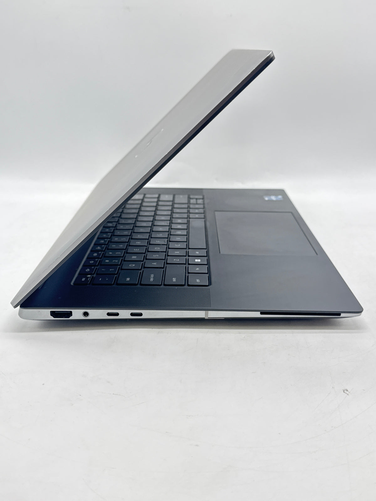 Dell Precision 5680 Core i7 13800H 32GB RAM 512GB SSD RTX 2000 16in - Used