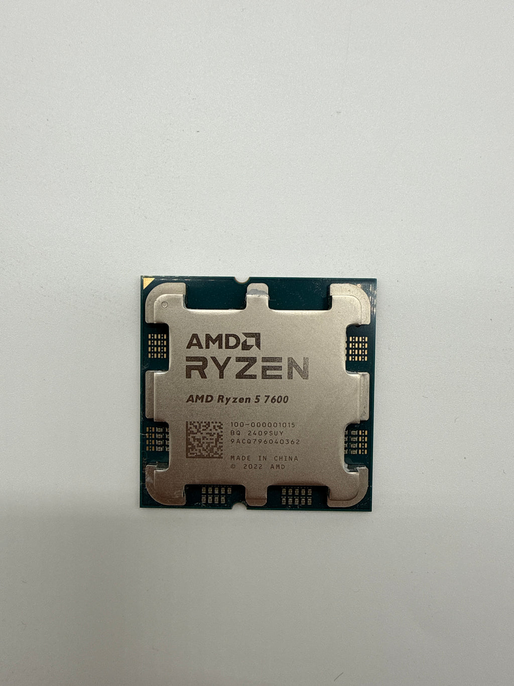 AMD Ryzen 5 7600 6-Core CPU 5.1 GHz Silver