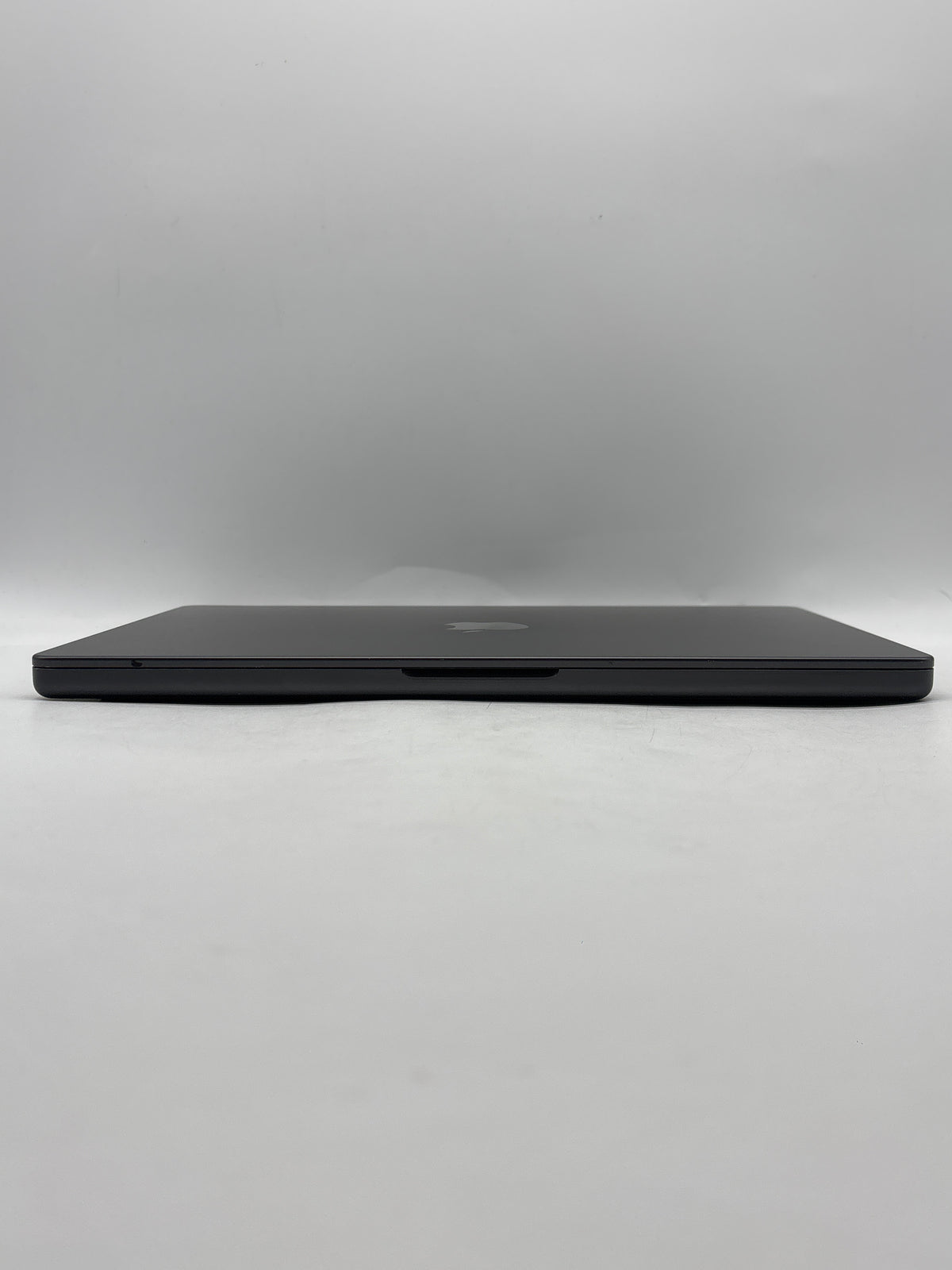 Apple MacBook Pro 14" A2992 M3 Pro 18GB RAM 512GB SSD Space Gray - Used
