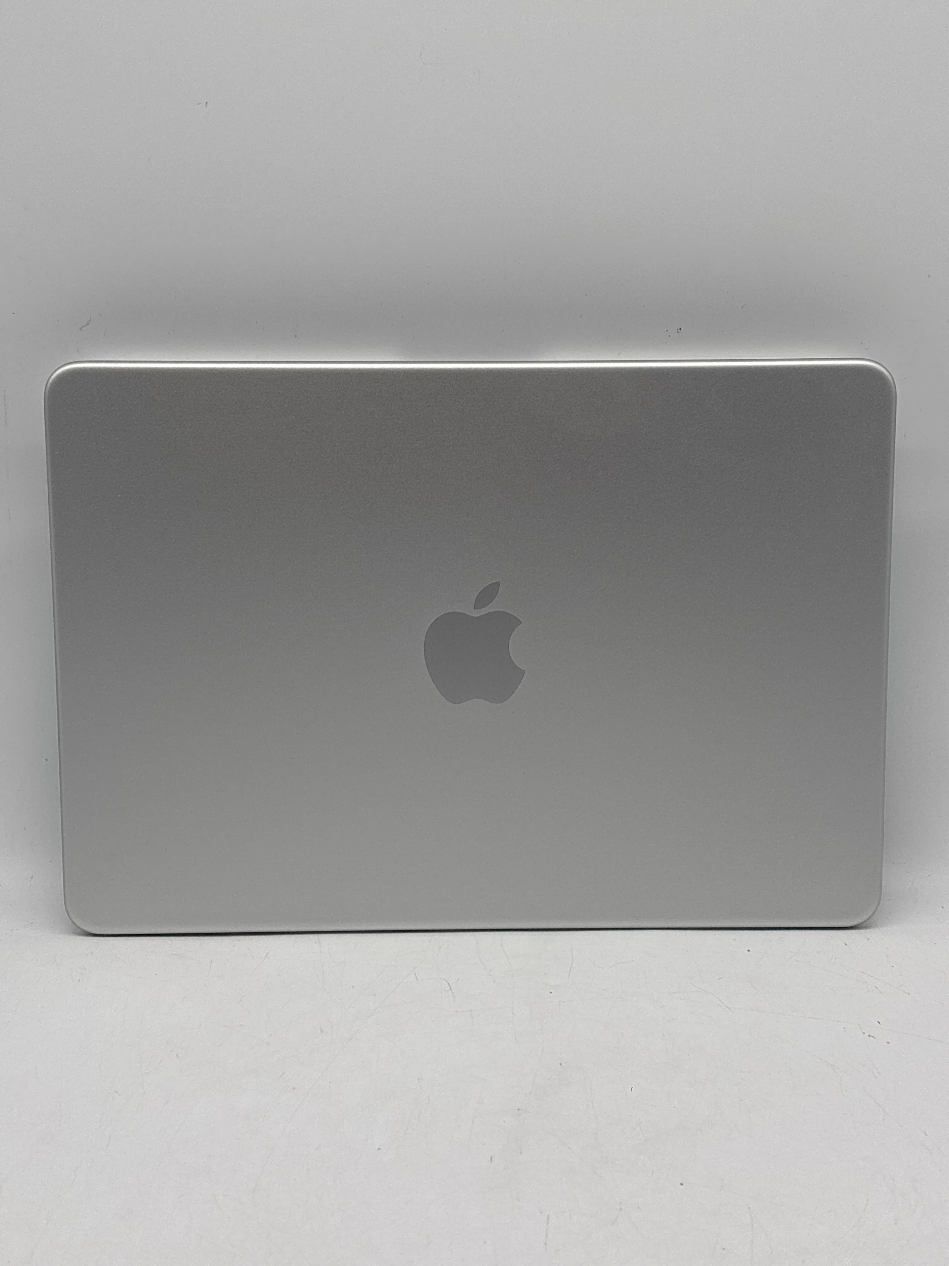 Apple MacBook Neo 13" A3404 A18 Pro 8GB RAM 256GB SSD - Used