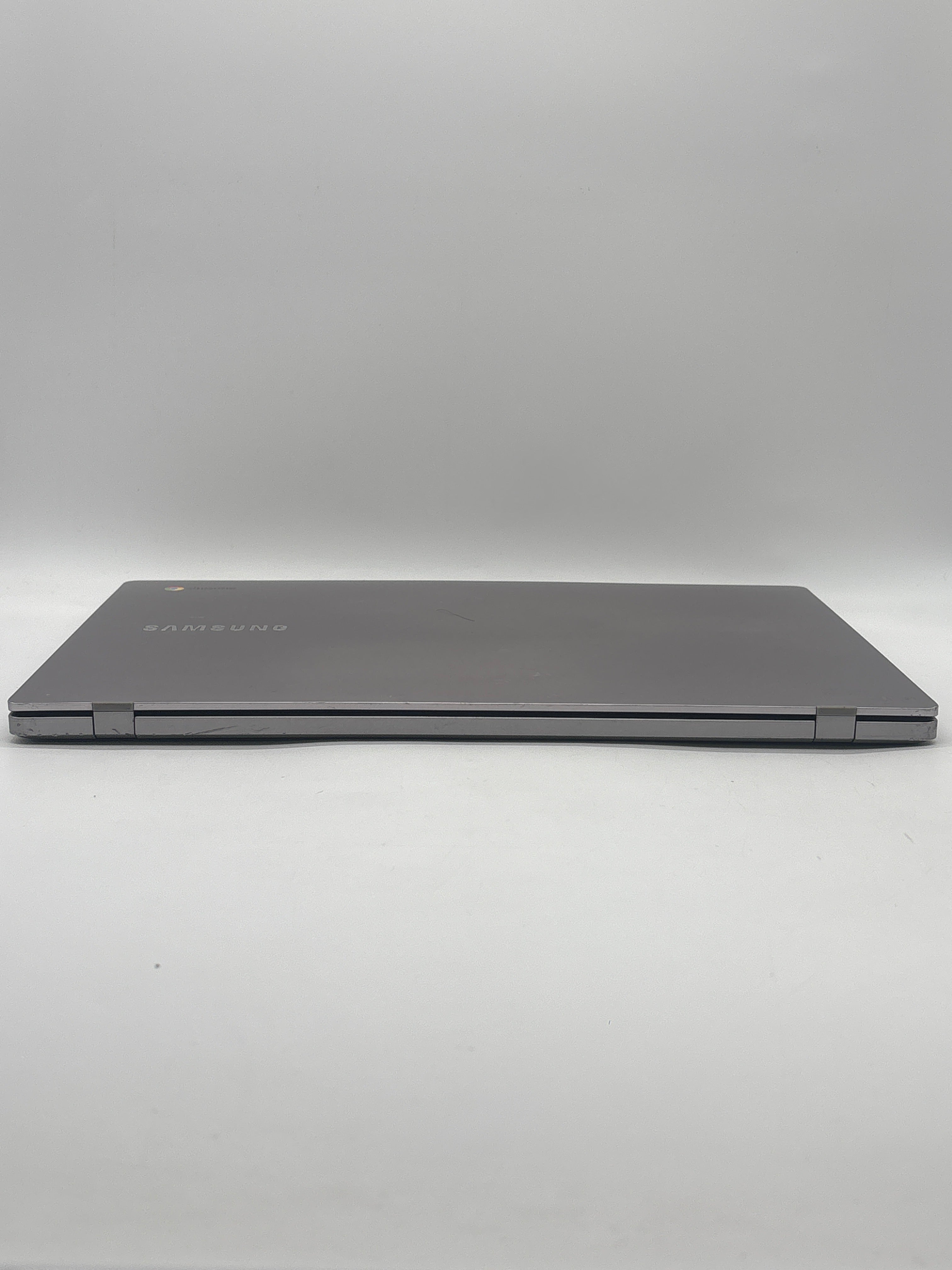 Samsung Chromebook xe350xba 15.6" N4000 4GB Ram 32GB SSD - For Parts (Read DESC)