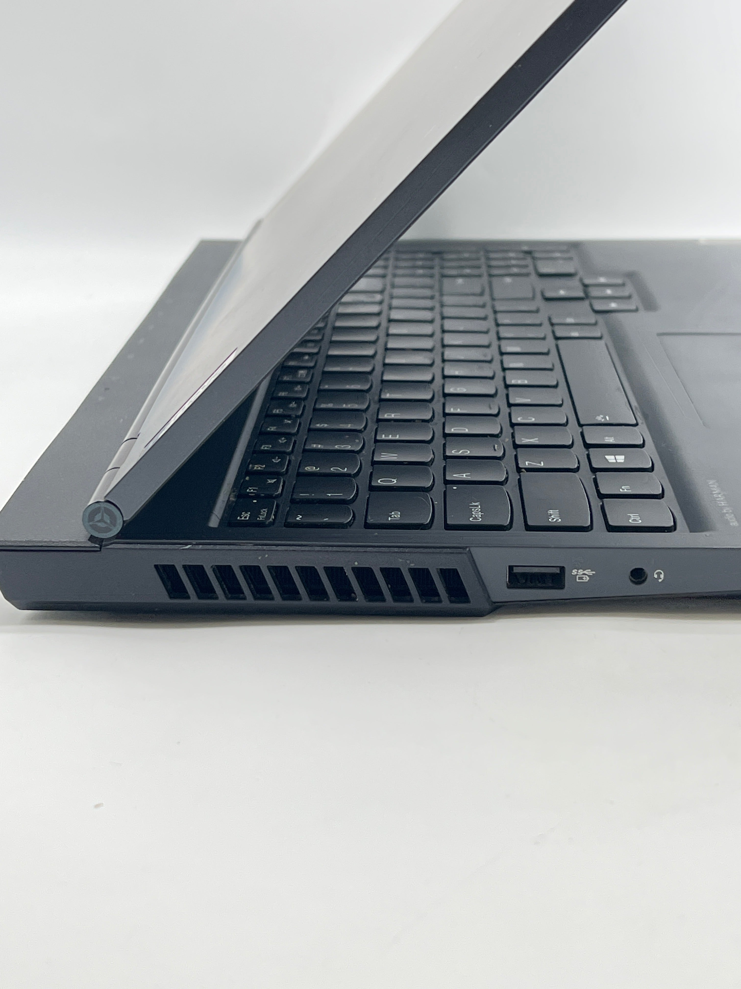 Lenovo Legion 5 15IMH05H i7-10750H 8GB RAM GTX 1660 Ti - For Parts (Read)