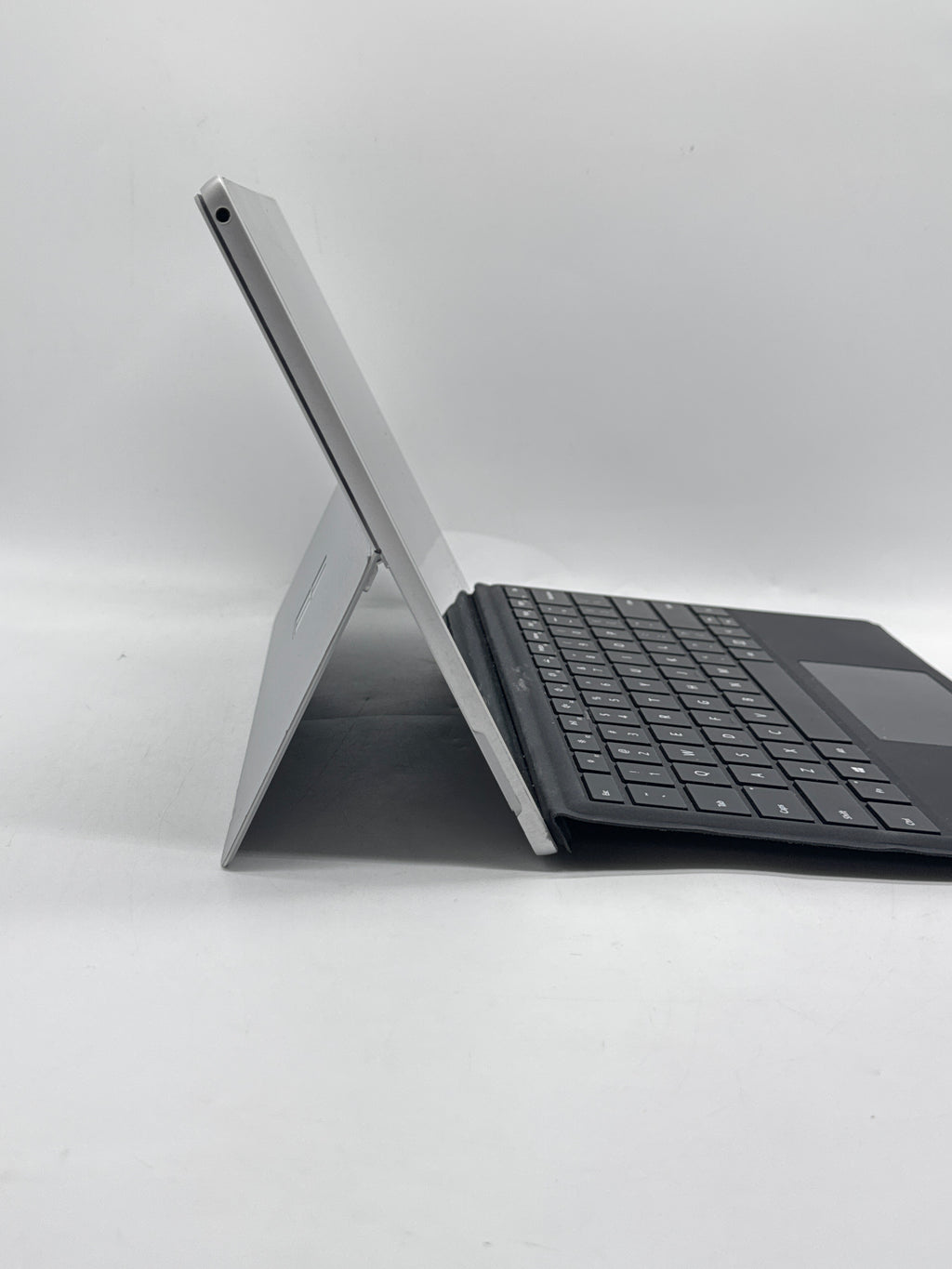 Microsoft Surface Pro 1796 Core i5 7300U 4GB RAM 128GB SSD - Used