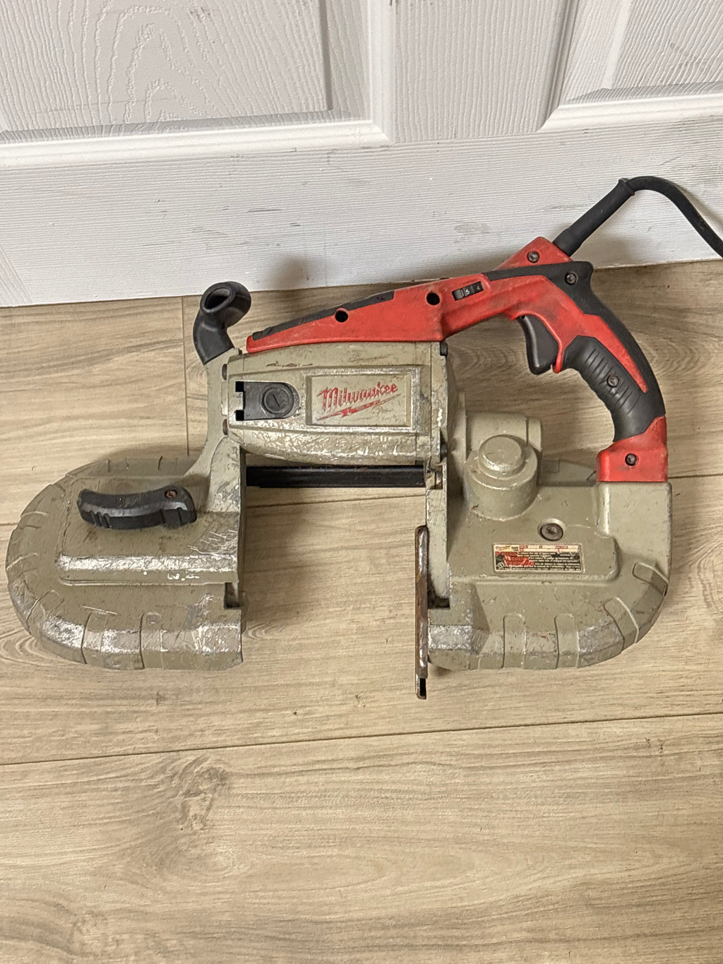 Milwaukee 6230N Bandsaw - For Parts