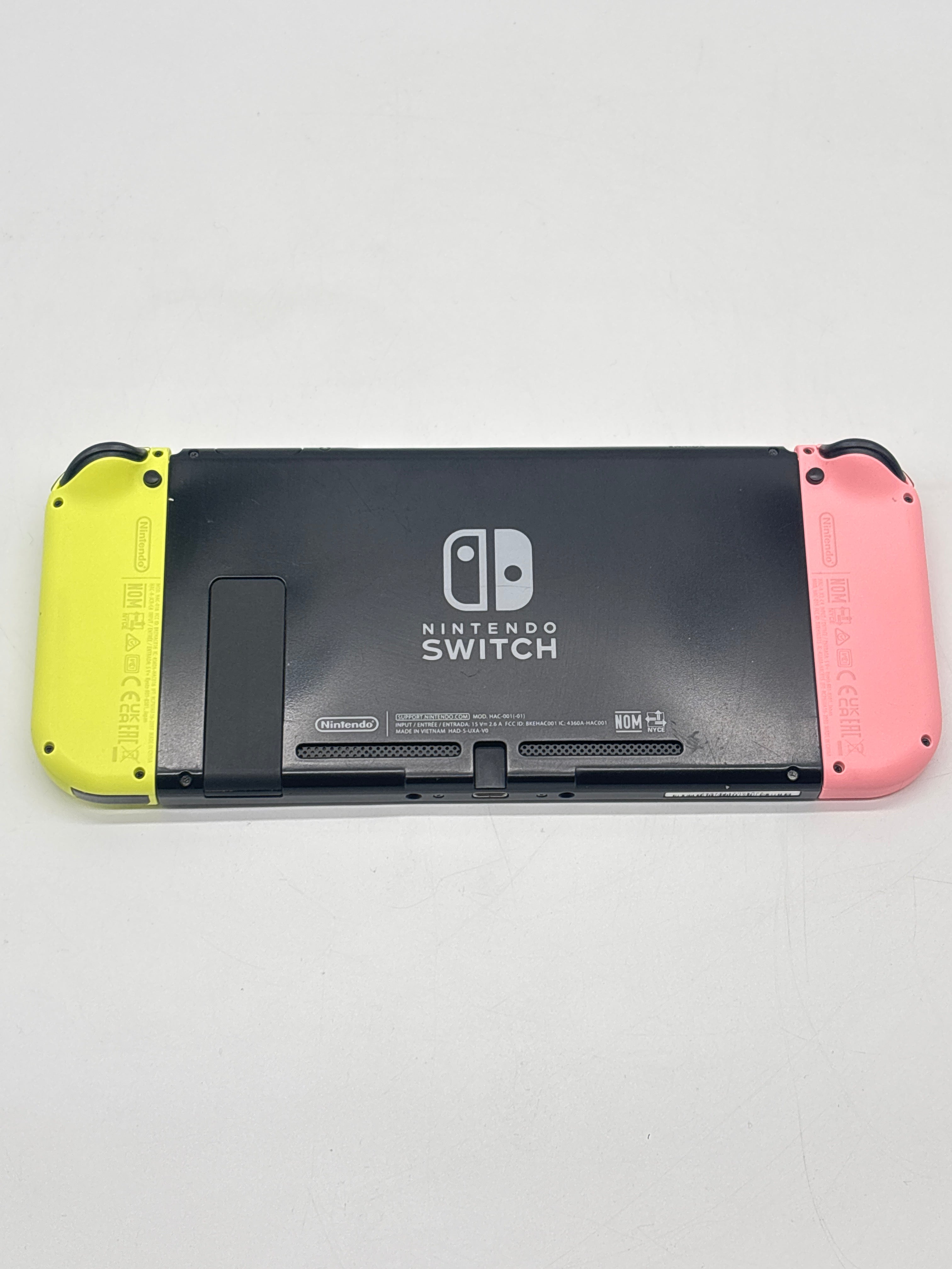 Nintendo Switch HAC-001 32GB - Multi Color joycons