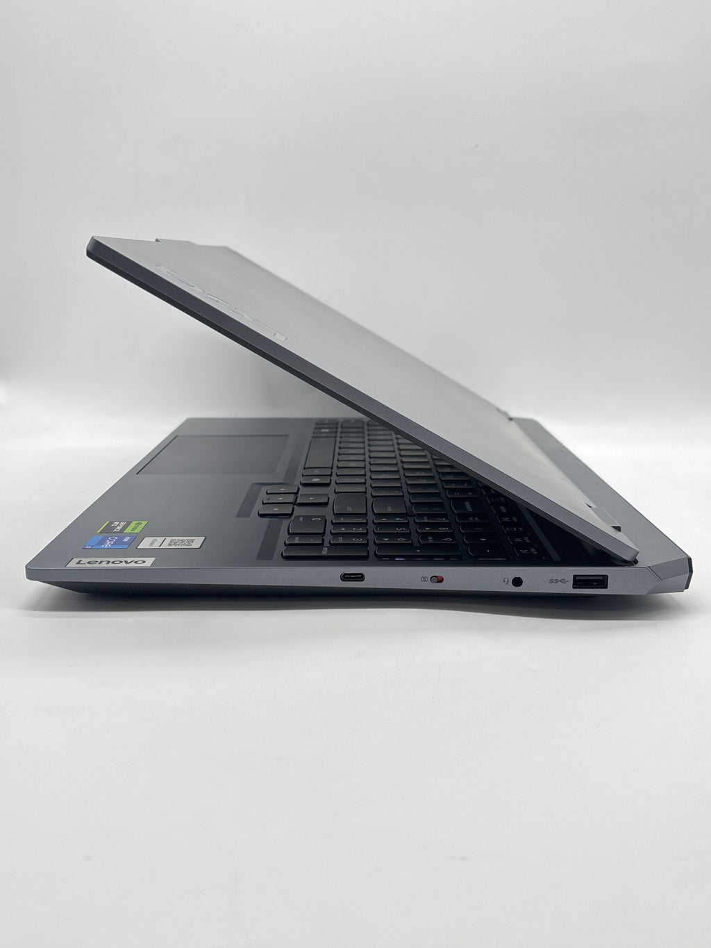 Lenovo LOQ 15IRX10 15" Intel i7-13650HX 16GB RAM 512GB SSD RTX 5060 Gray - Used