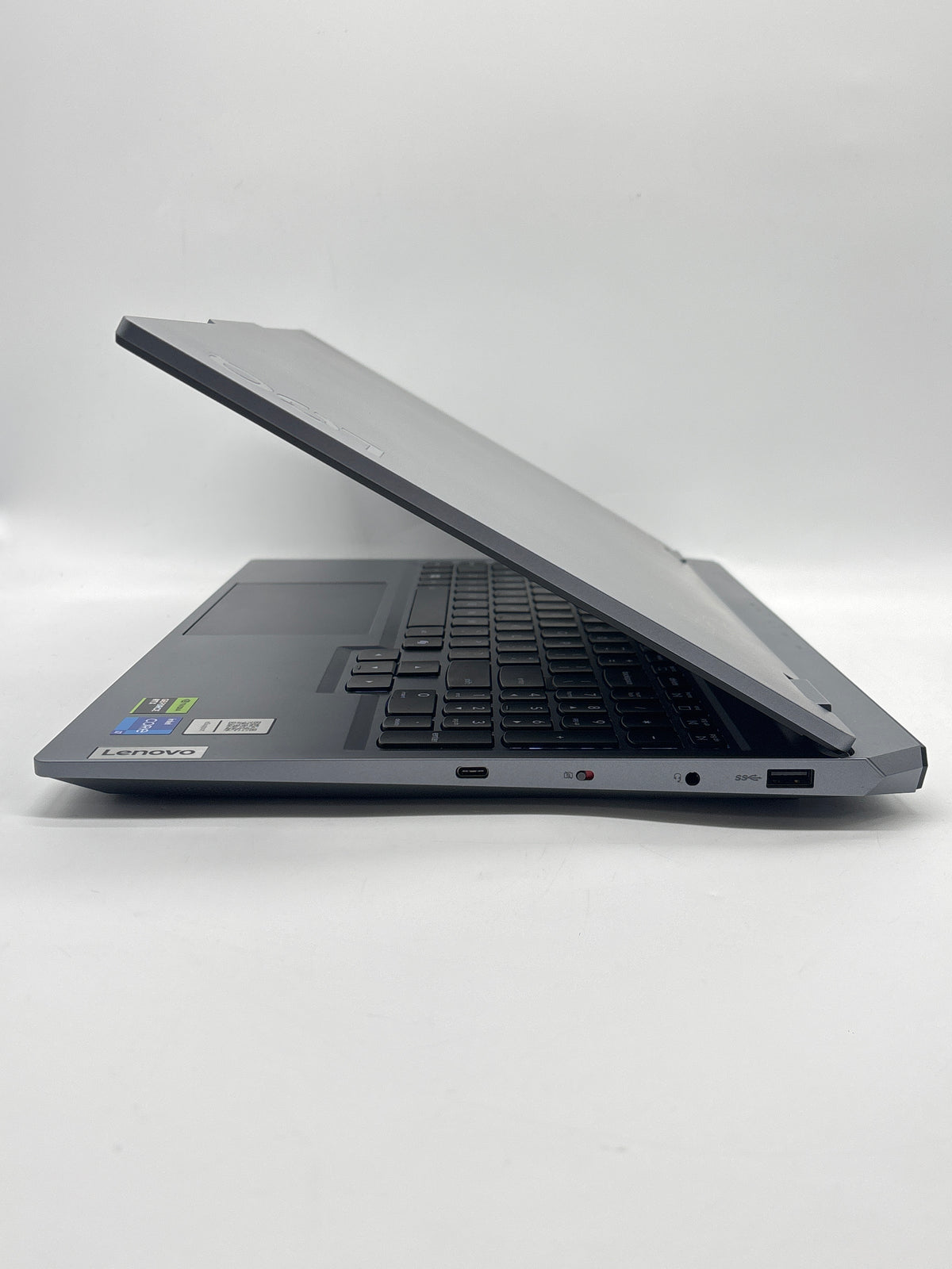 Lenovo LOQ 15IRX10 15" Intel i7-13650HX 16GB RAM 512GB SSD RTX 5060 Gray - Used