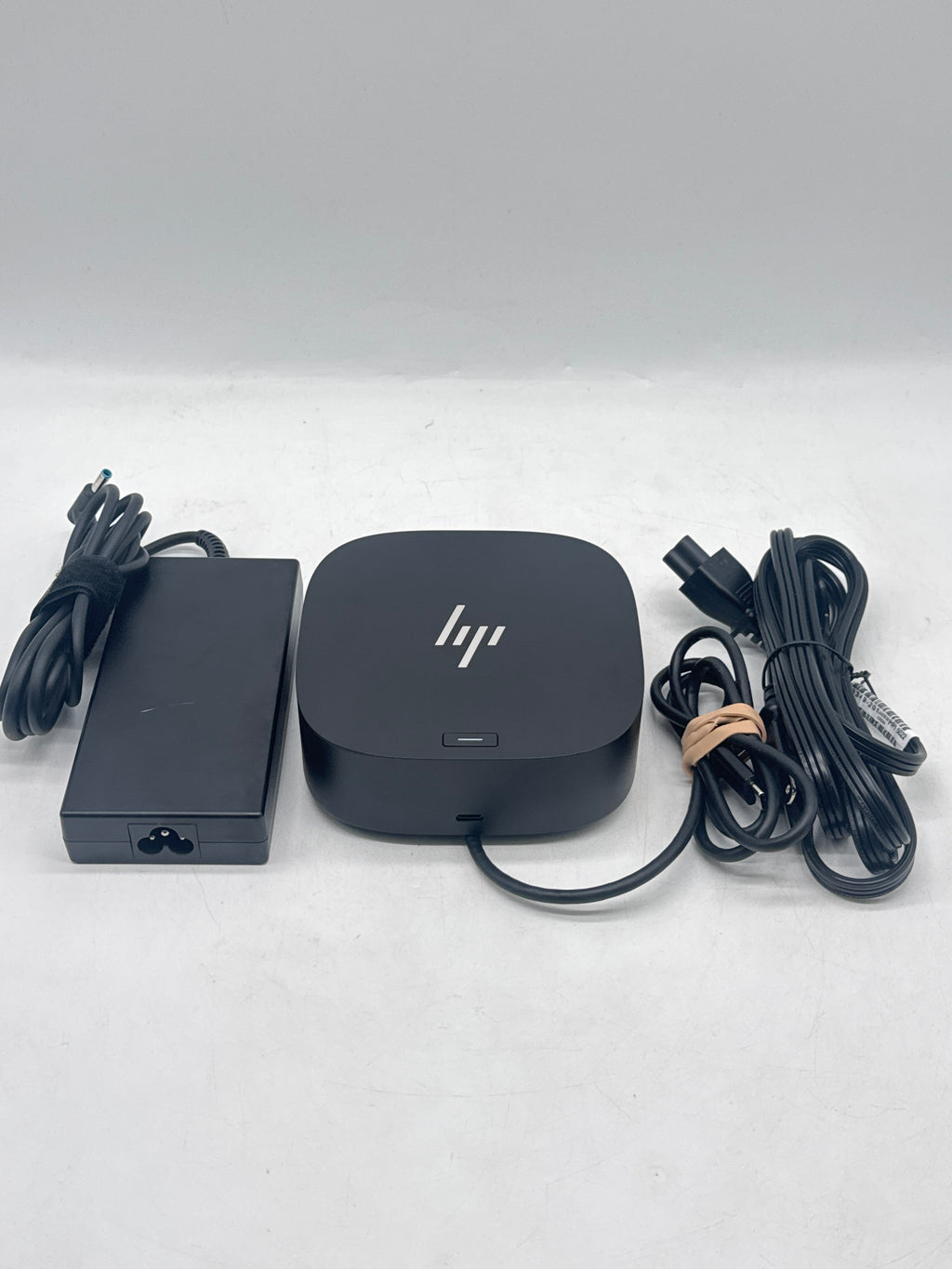 HP USB-C Dock G5 Universal Docking Station W/120w AC Adapter