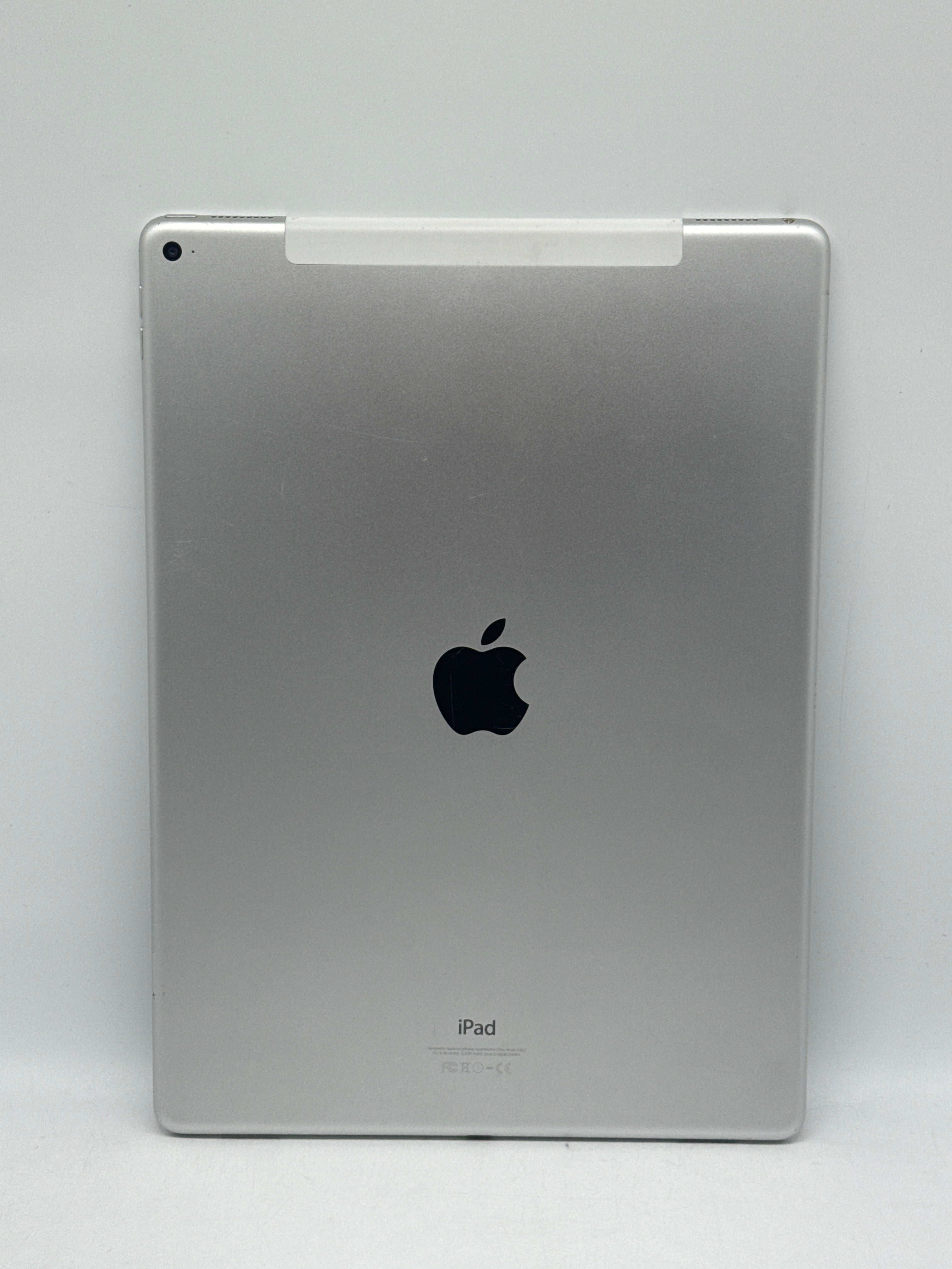 Apple iPad Pro 12.9" 1st Gen A9X 4GB RAM 128GB Wi-Fi Cellular Unlocked - Used