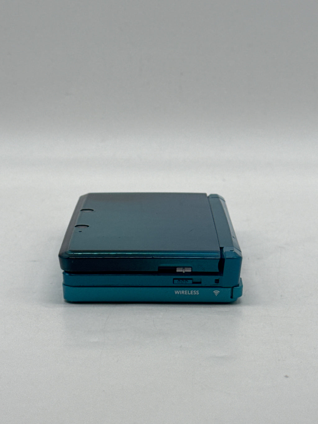 Nintendo 3DS CTR-001 Aqua Blue w/ Pokemon HeartGold Game - Used