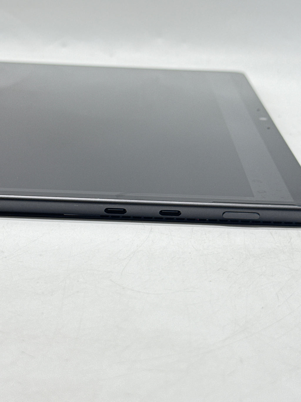 Microsoft Surface Pro 8 1983 Core i5 1135G7 8GB RAM 256GB SSD 13in Black - Used