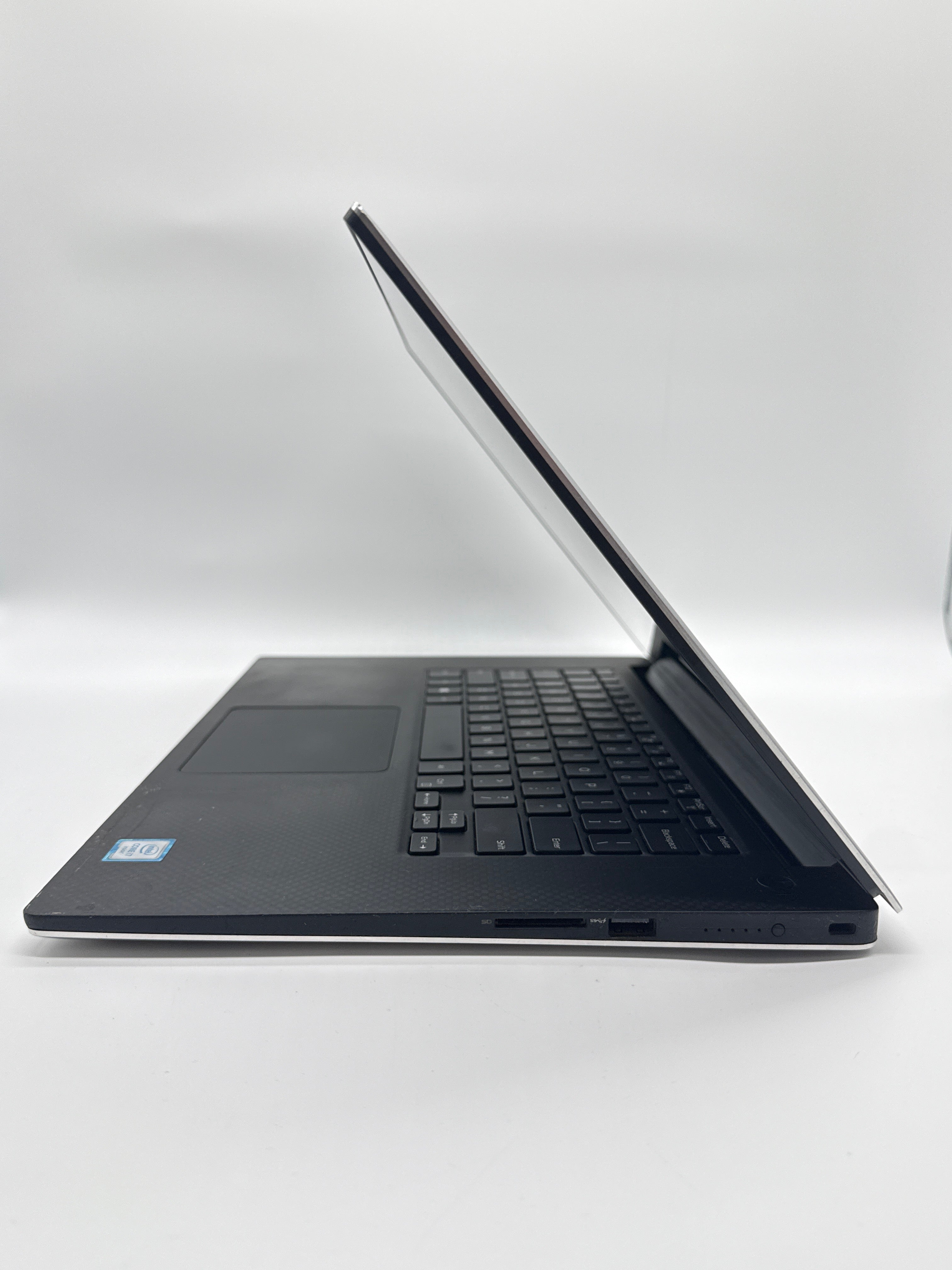 Dell XPS 15 9550 i7-6700HQ 16GB RAM 1TB SSD GTX 960M