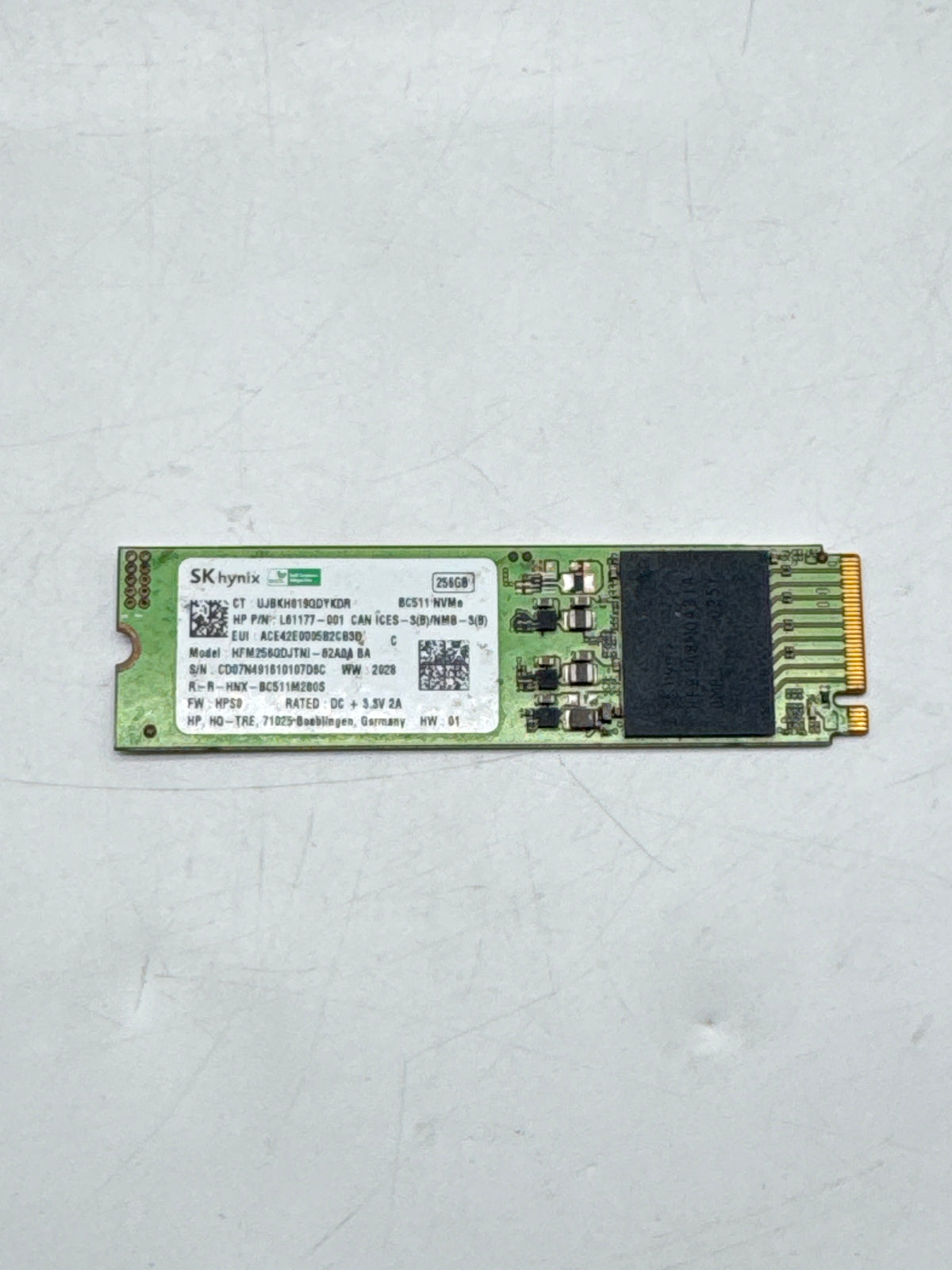 SK Hynix HFM256GDJTNI 256GB M.2 2280 NVMe SSD Green - Used