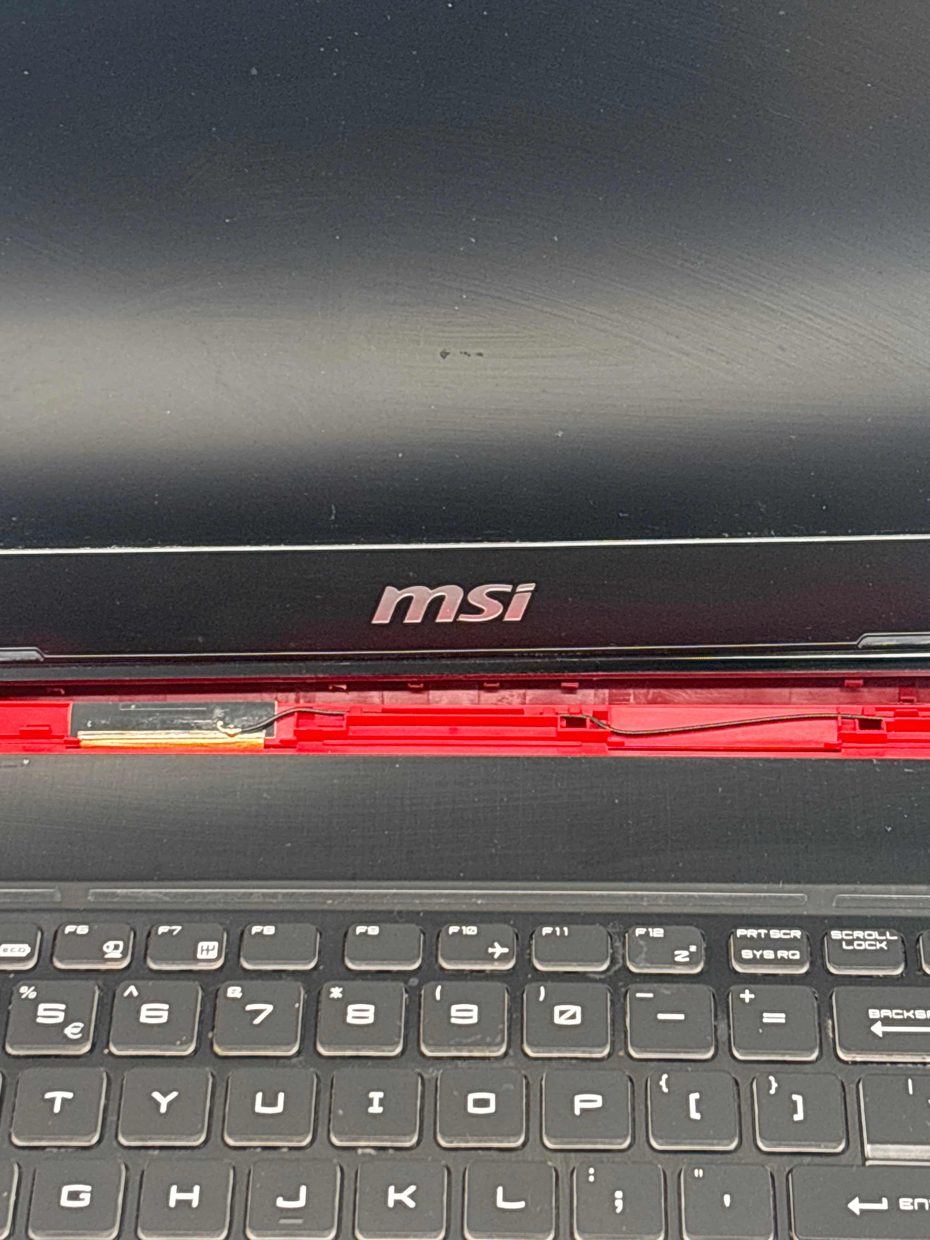 MSI GE63 Raider RGB 9SG i7 32GB RAM 512SSD RTX 2080 With Box - For Parts (Read DESC)