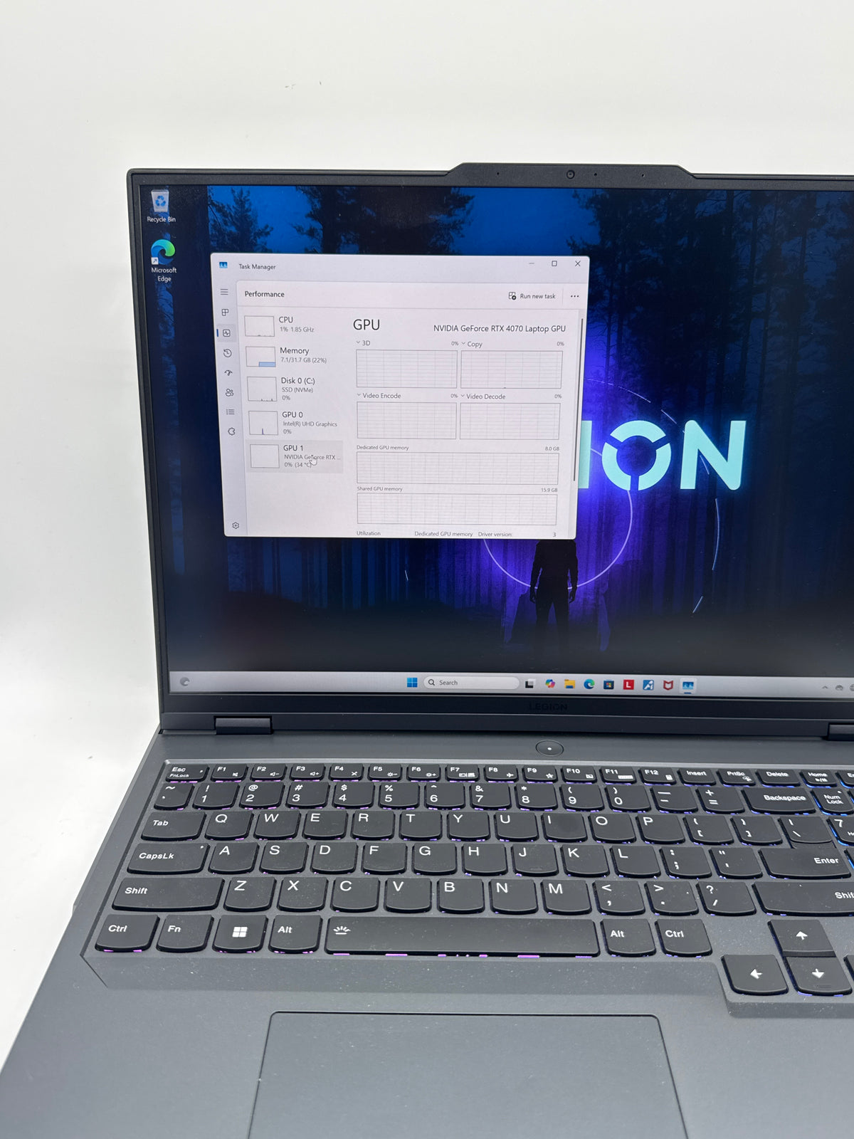 Lenovo Legion Pro 5 16IRX8 17" Core i7 13700HX 32GB RAM 1TB SSD RTX 4070 - Used