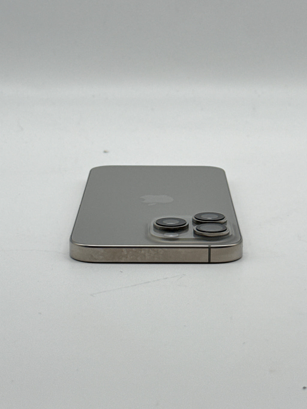 Apple iPhone 16 Pro Max 512GB Natural Titanium Unlocked - Battery 92%