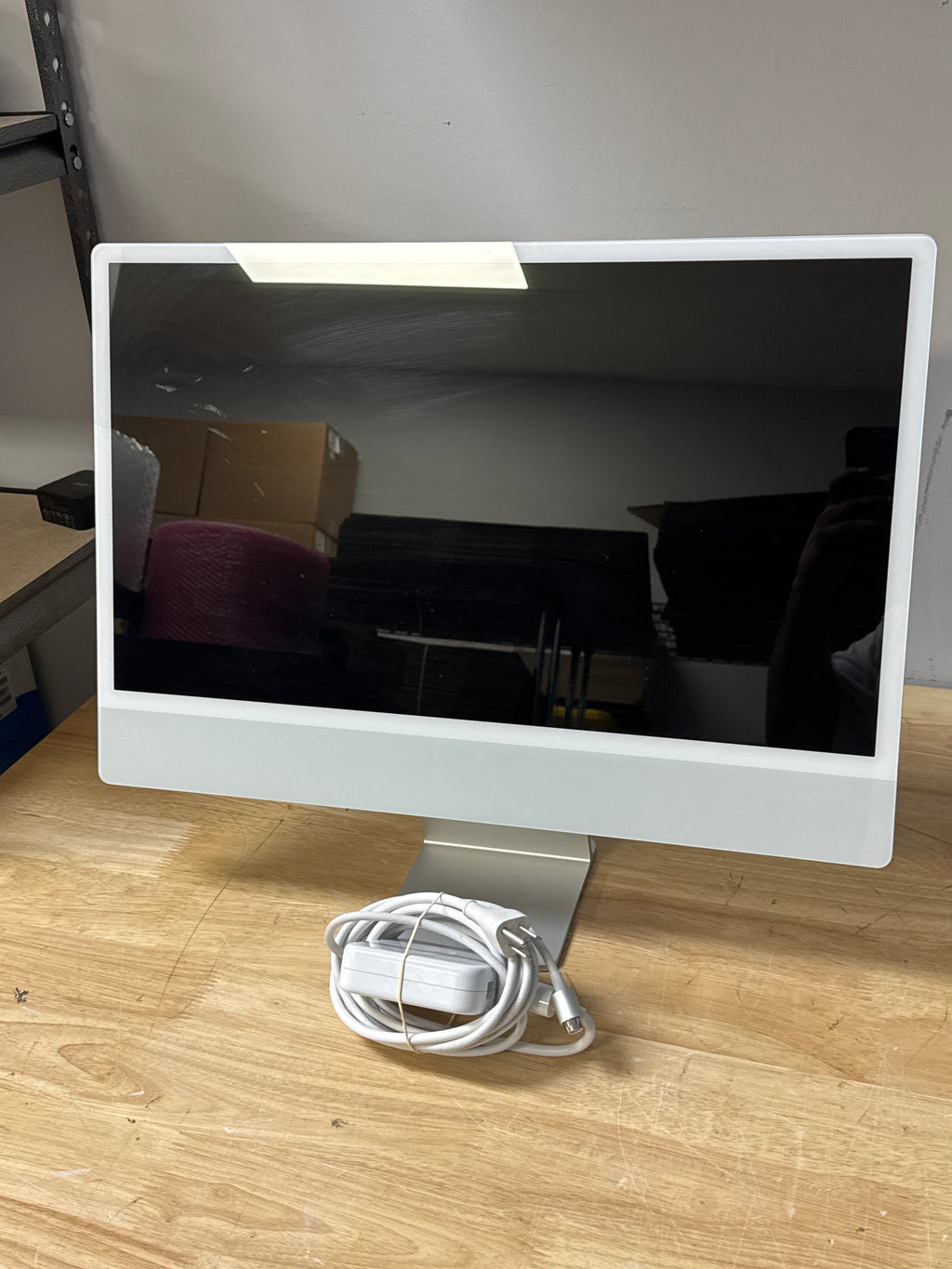 Apple iMac 24-in A2438 M1 8GB RAM 512GB SSD Silver - For Parts (Remotely Managed)