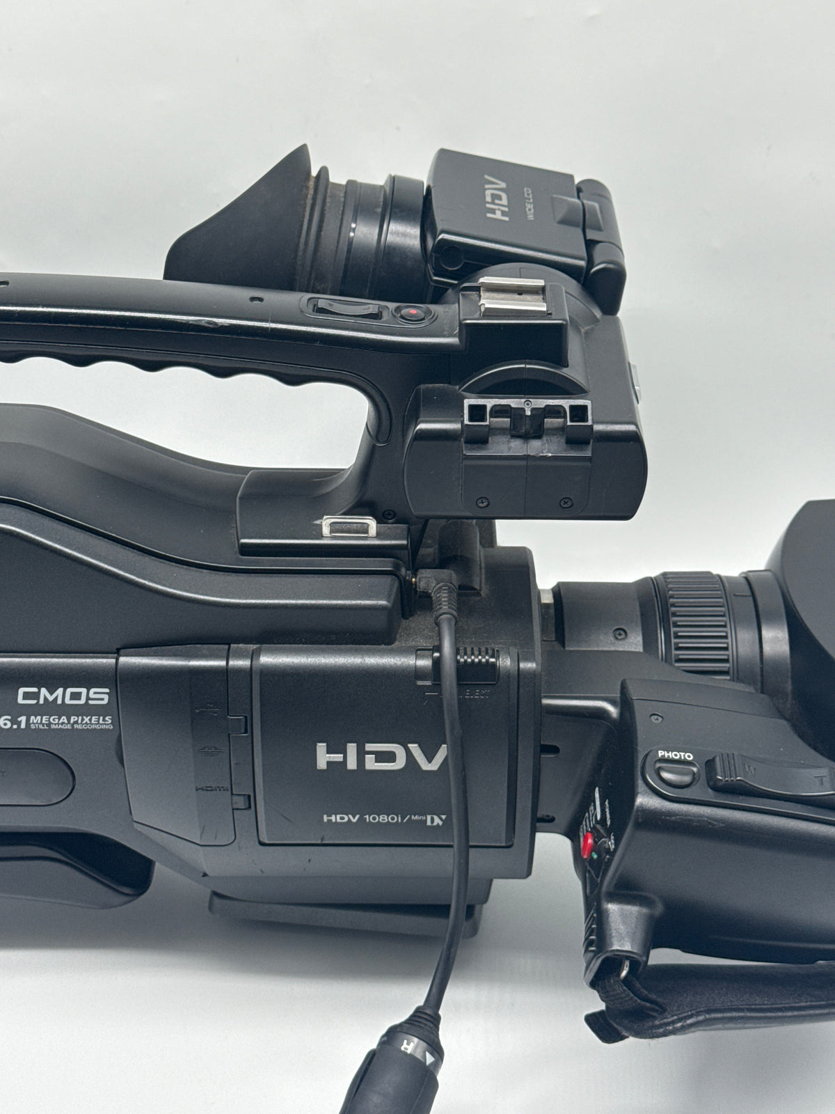 Sony HVR-HD1000U Shoulder-Mount HDV 1080i Camcorder 10x Zoom w/ Mic - For Parts