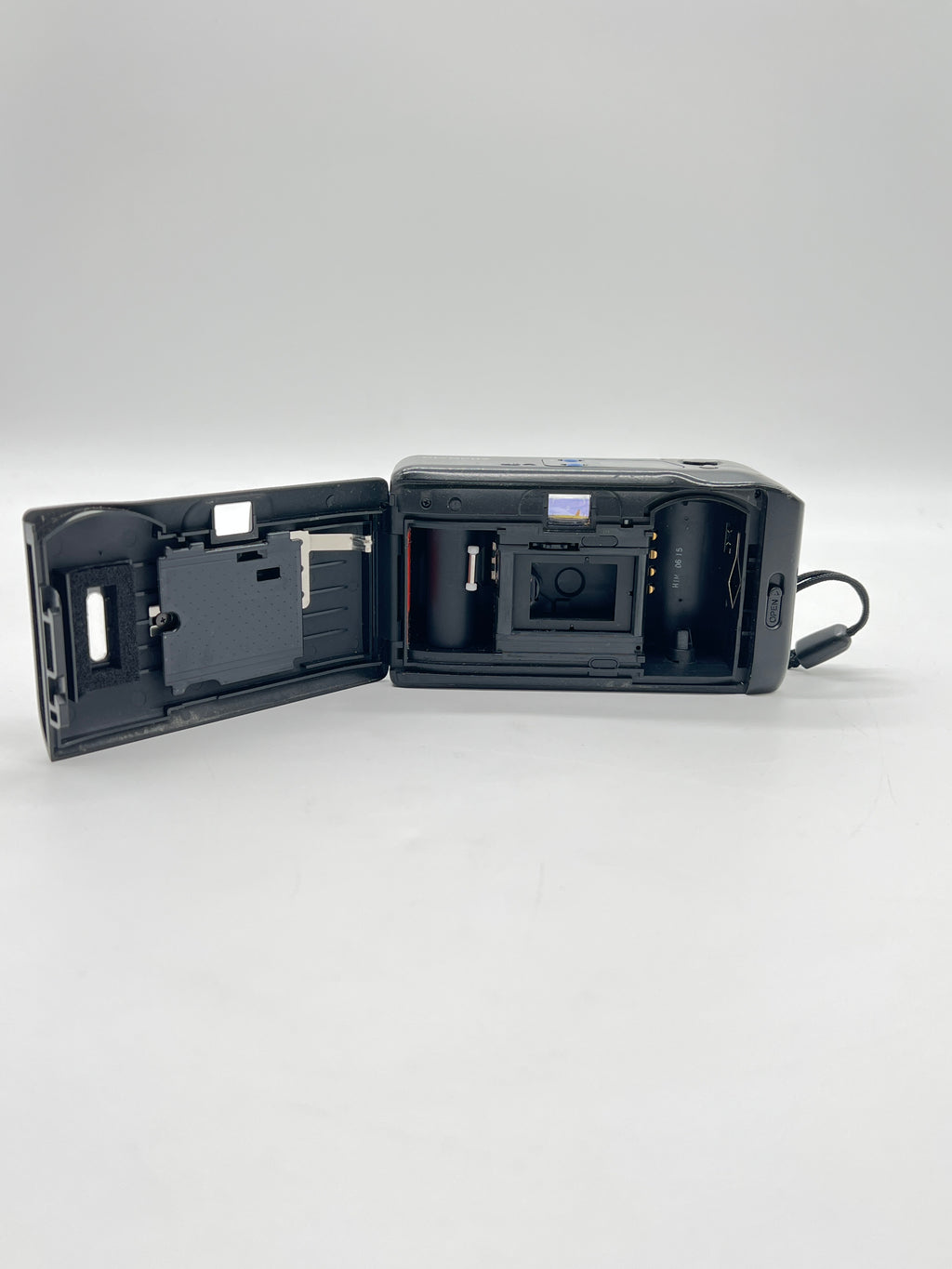 Olympus Trip AF Mini 35mm Film Camera Point and Shoot