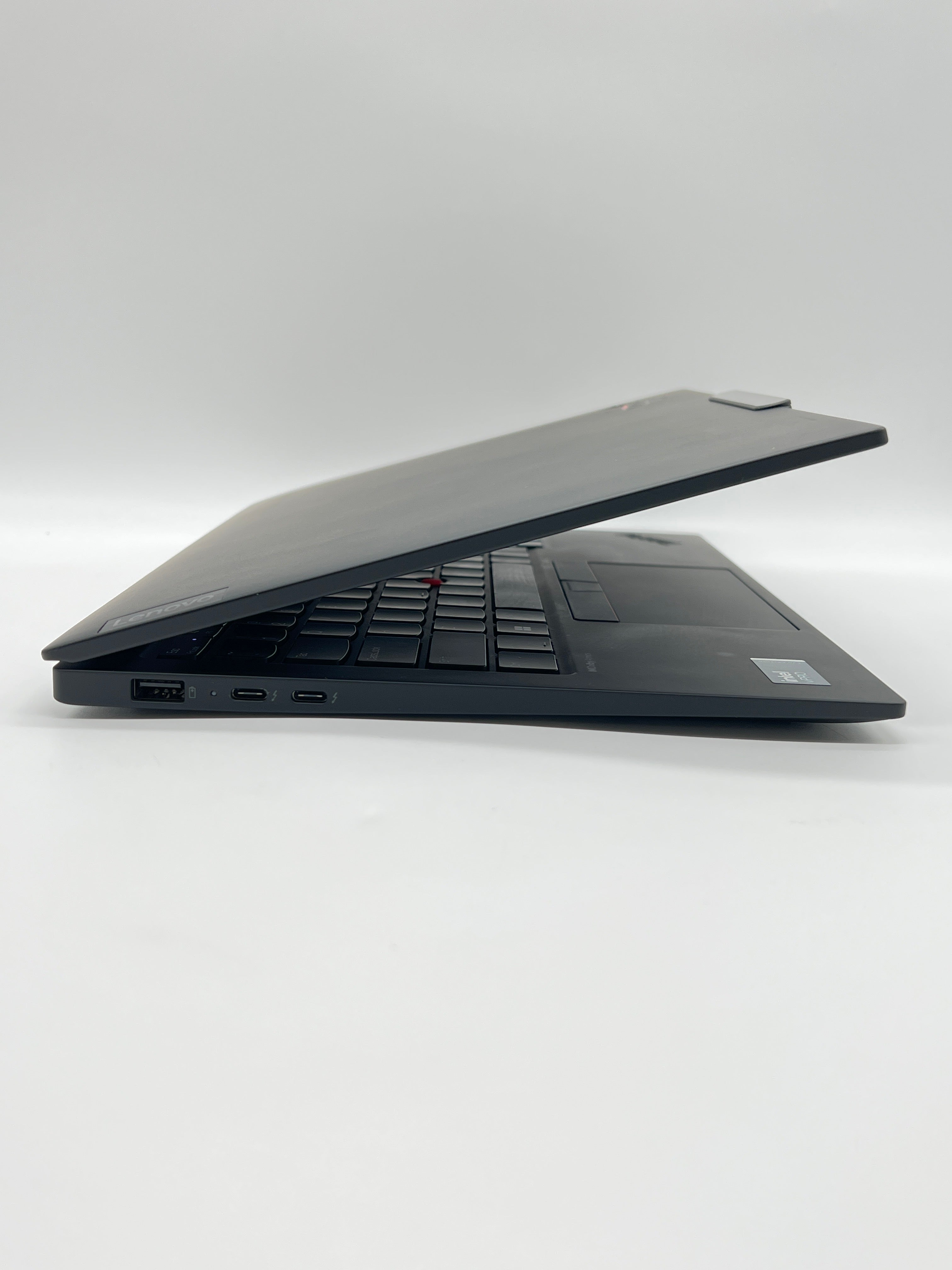 Lenovo ThinkPad X1 Carbon Gen 12 Intel Core Ultra 7 32GB RAM 1TB SSD