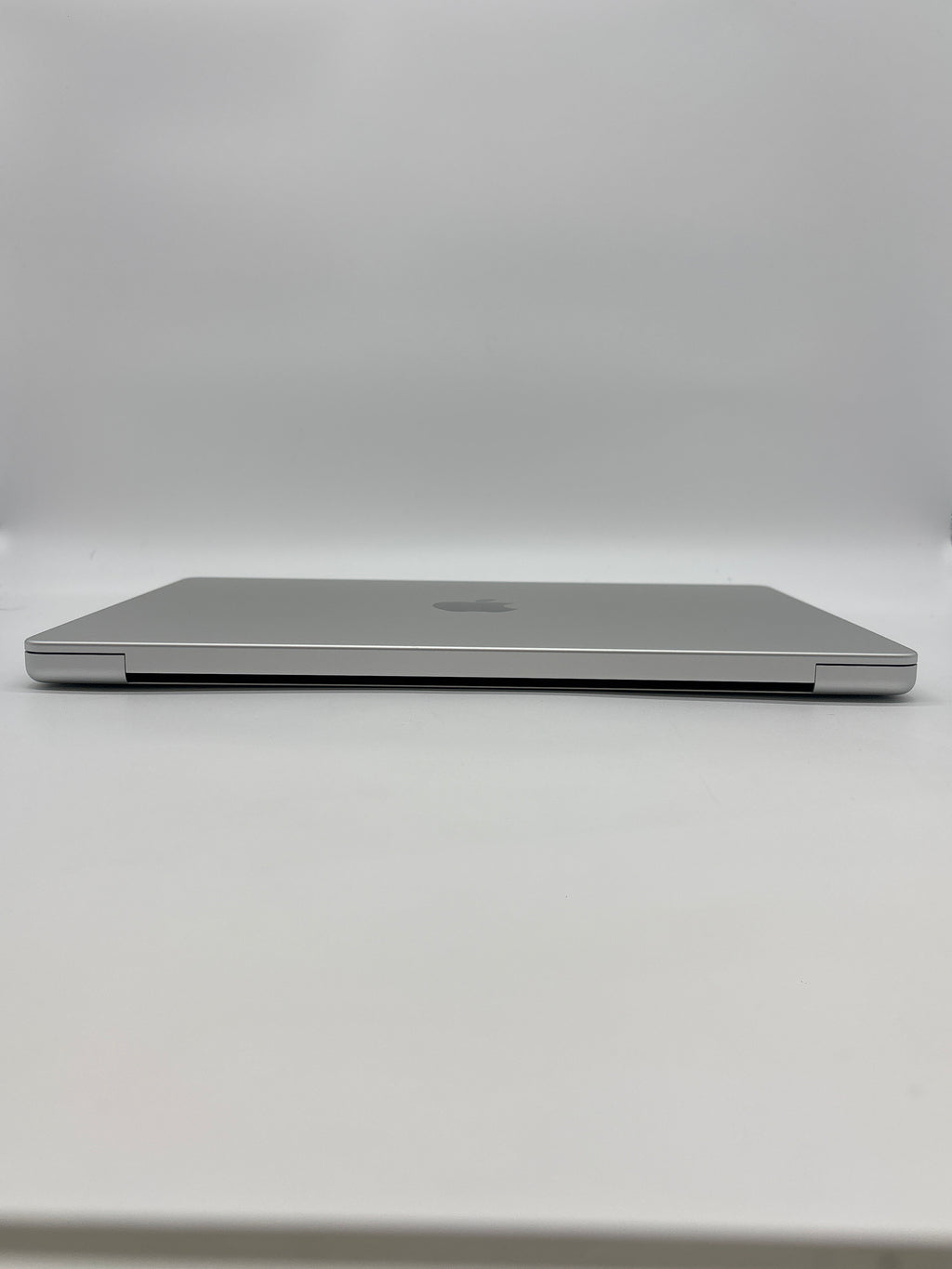 Apple MacBook Pro 14" M4 Max A3185 2024 64GB RAM 2TB SSD Silver with Box