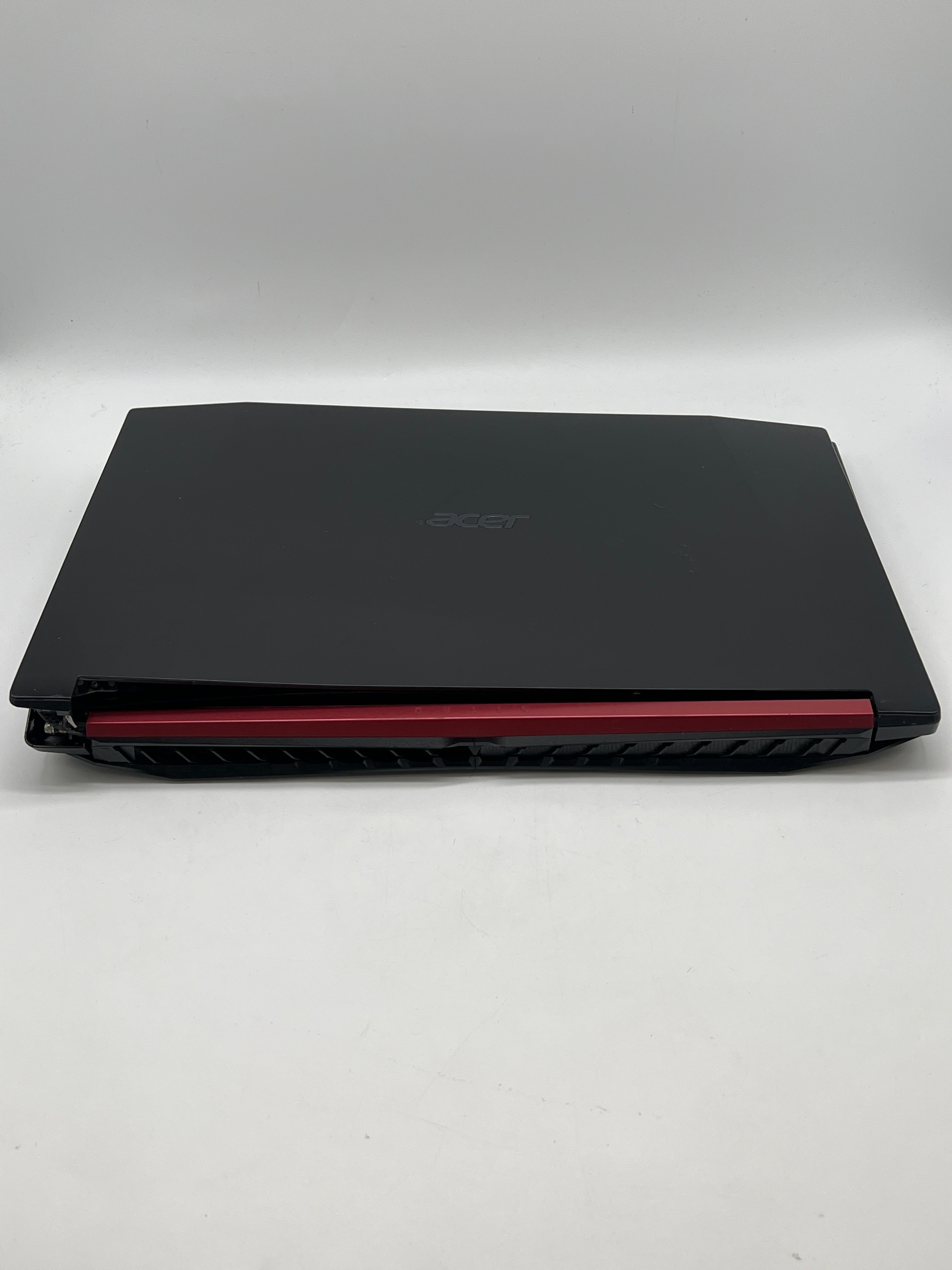 Acer Nitro 5 AN515-42 Ryzen 5-2500u 8GB Ram 1TB HDD RX 560X - For Parts Read