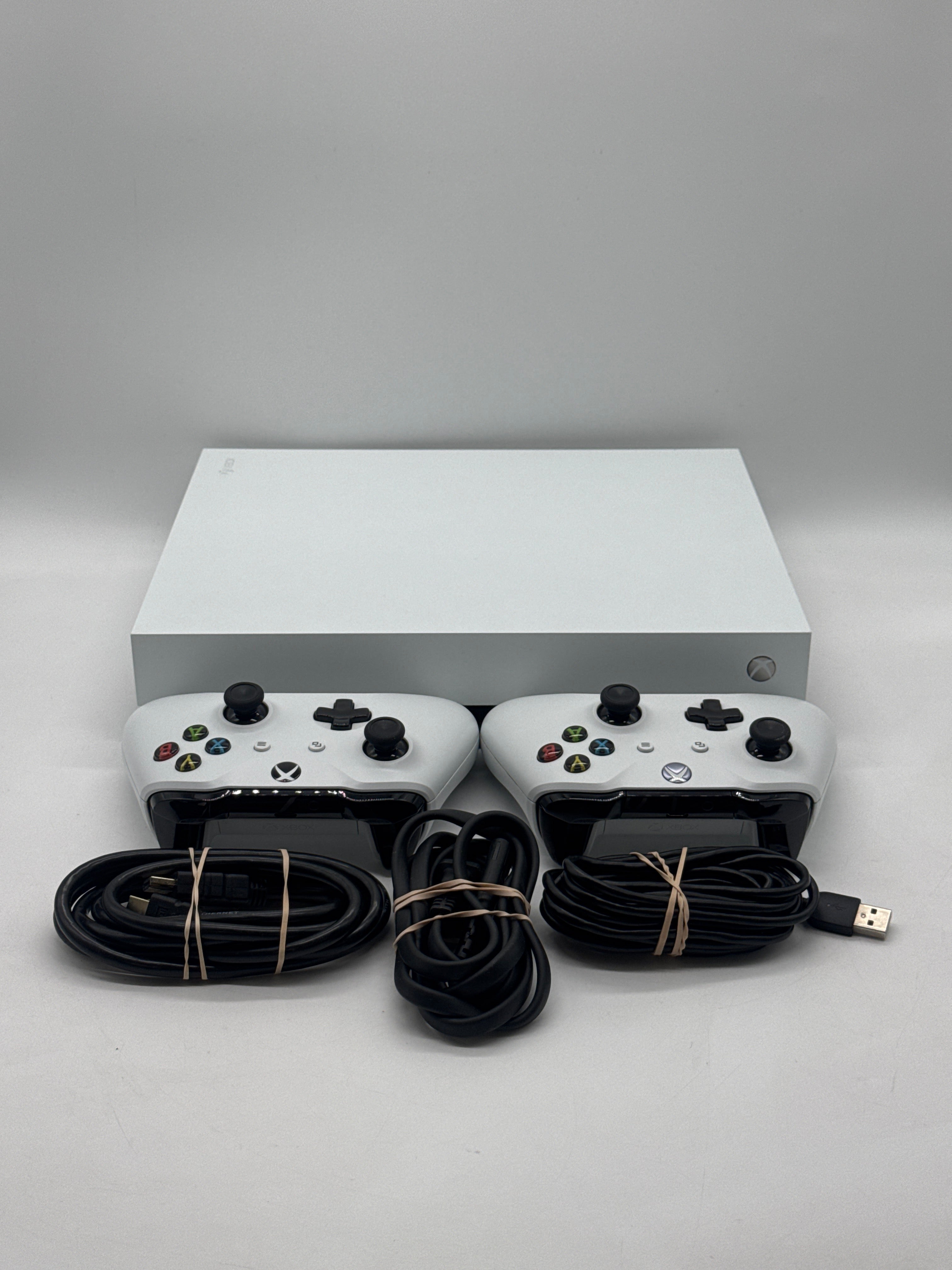 Microsoft Xbox One X (1787) 1 TB White - Used