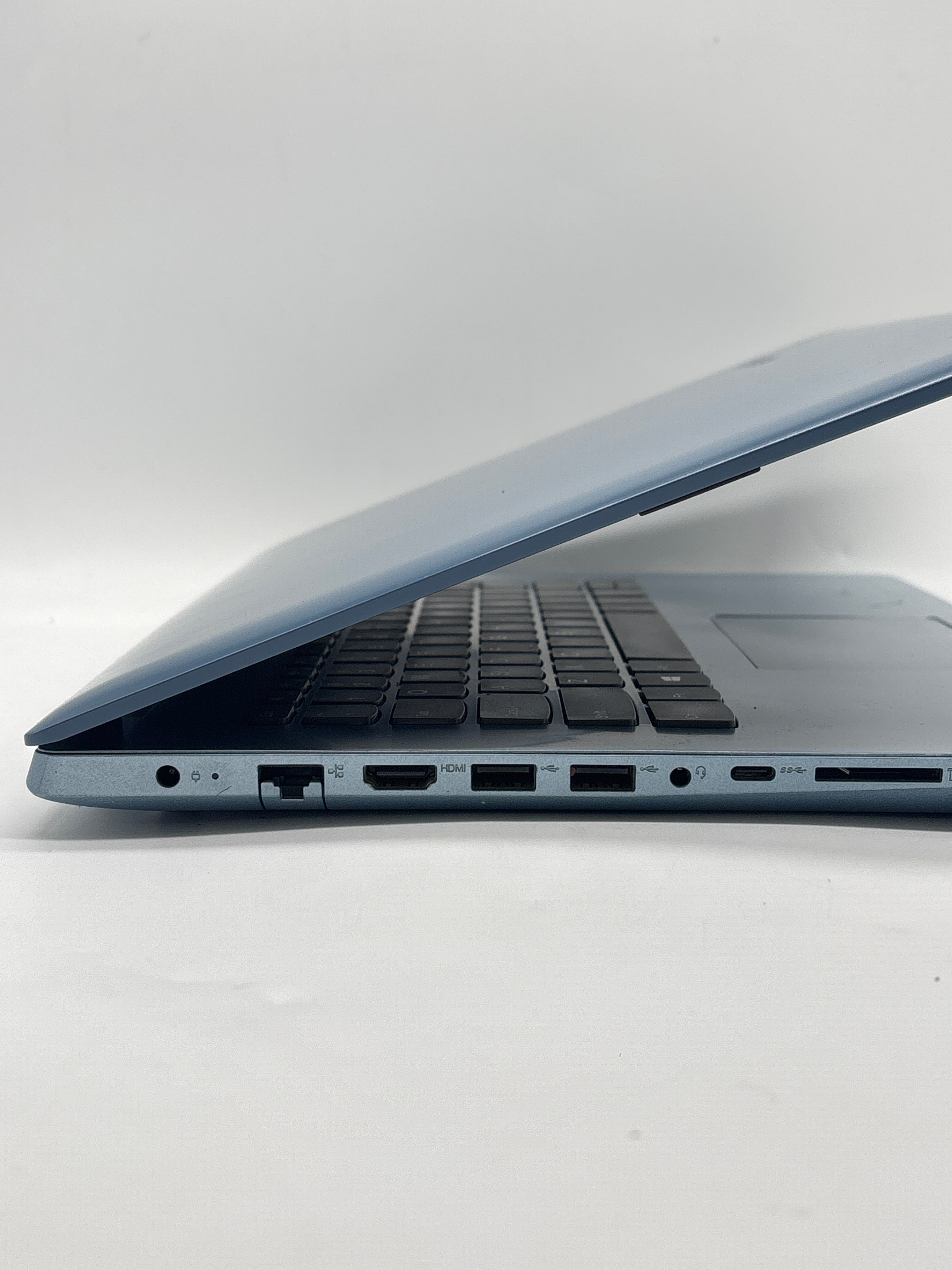 Lenovo IdeaPad 320 14" i3-7100U 4GB RAM 128GB SSD 2TB HDD - For Parts