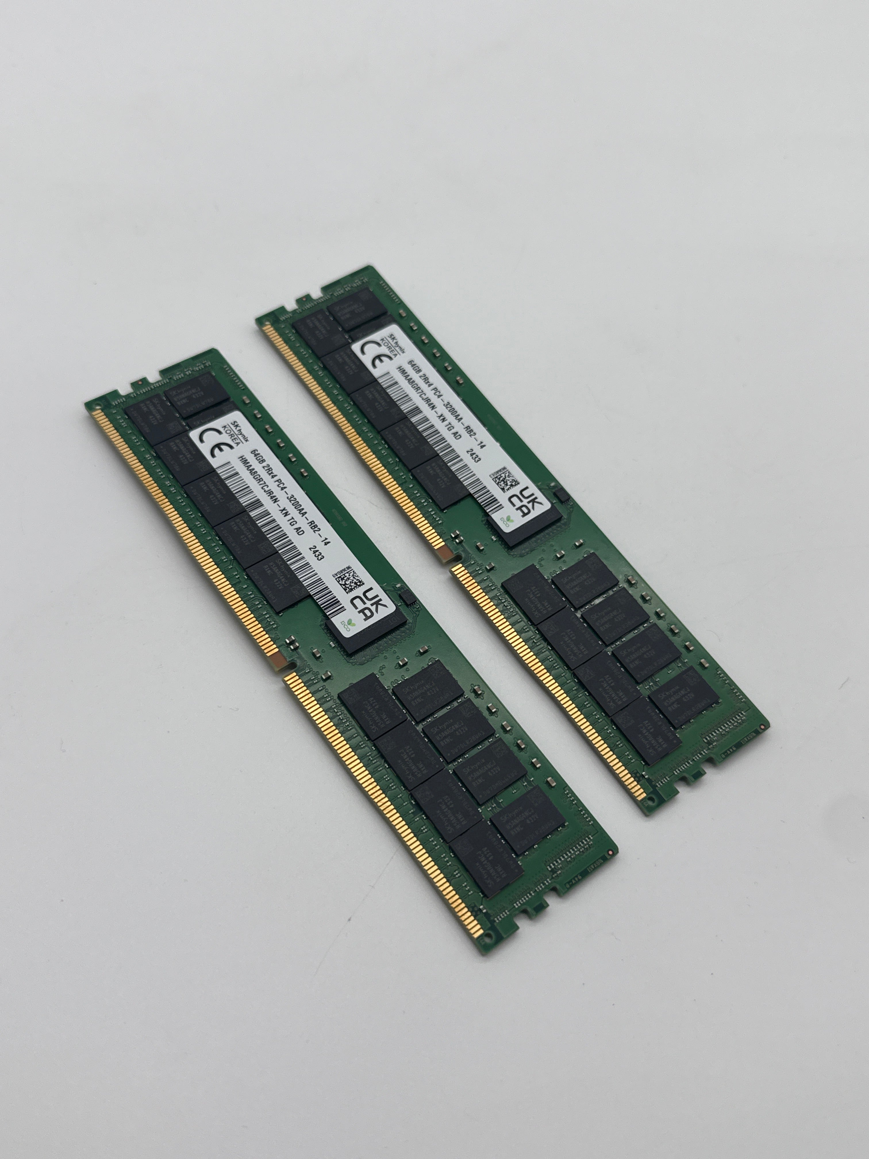SK Hynix 64GB 2Rx4 PC4-3200AA-RB2-14 DDR4 ECC Server Memory (Single Module)