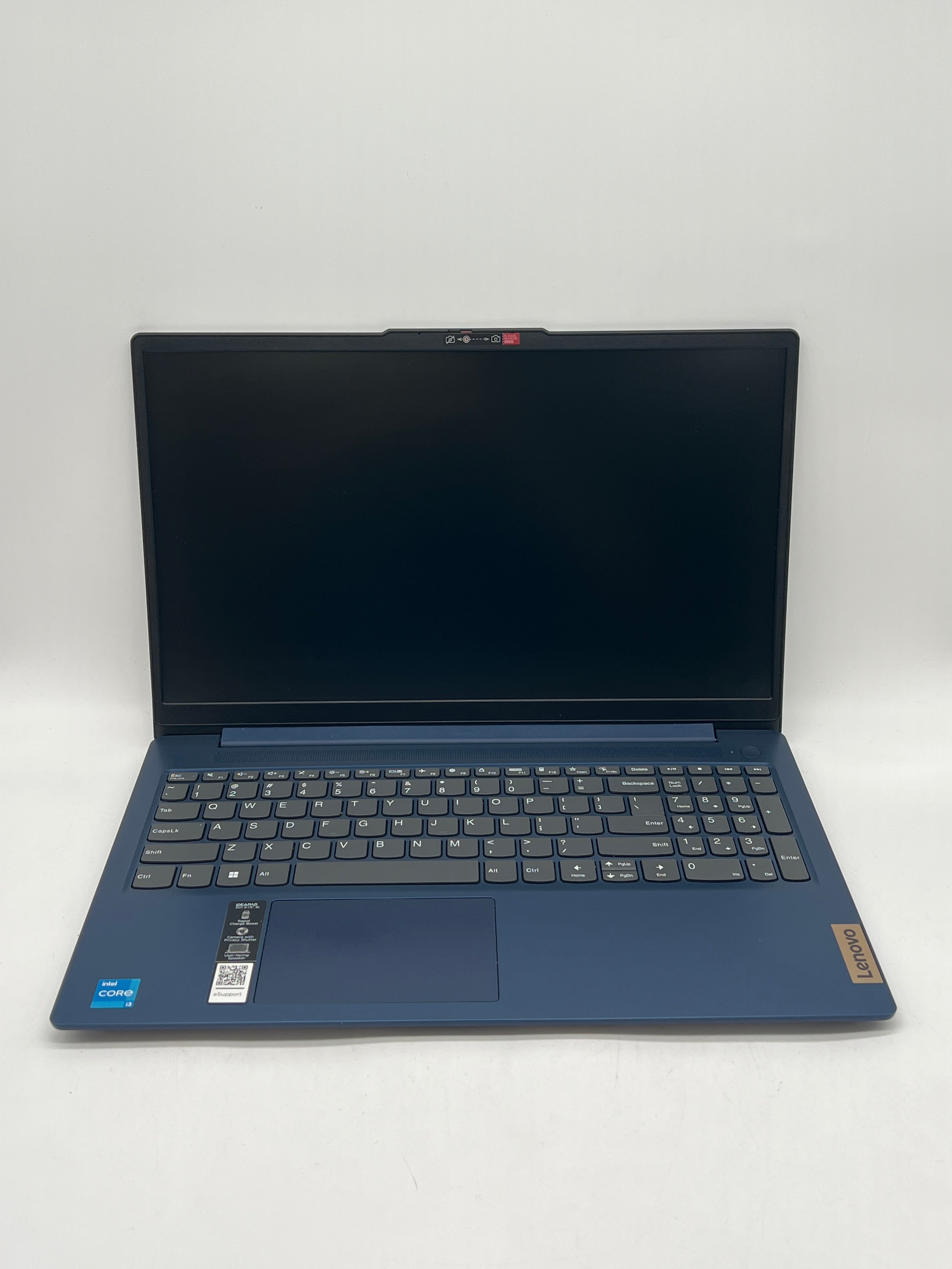 Lenovo IdeaPad Slim 3 15.6" i3-N305 8GB 256GB - Used