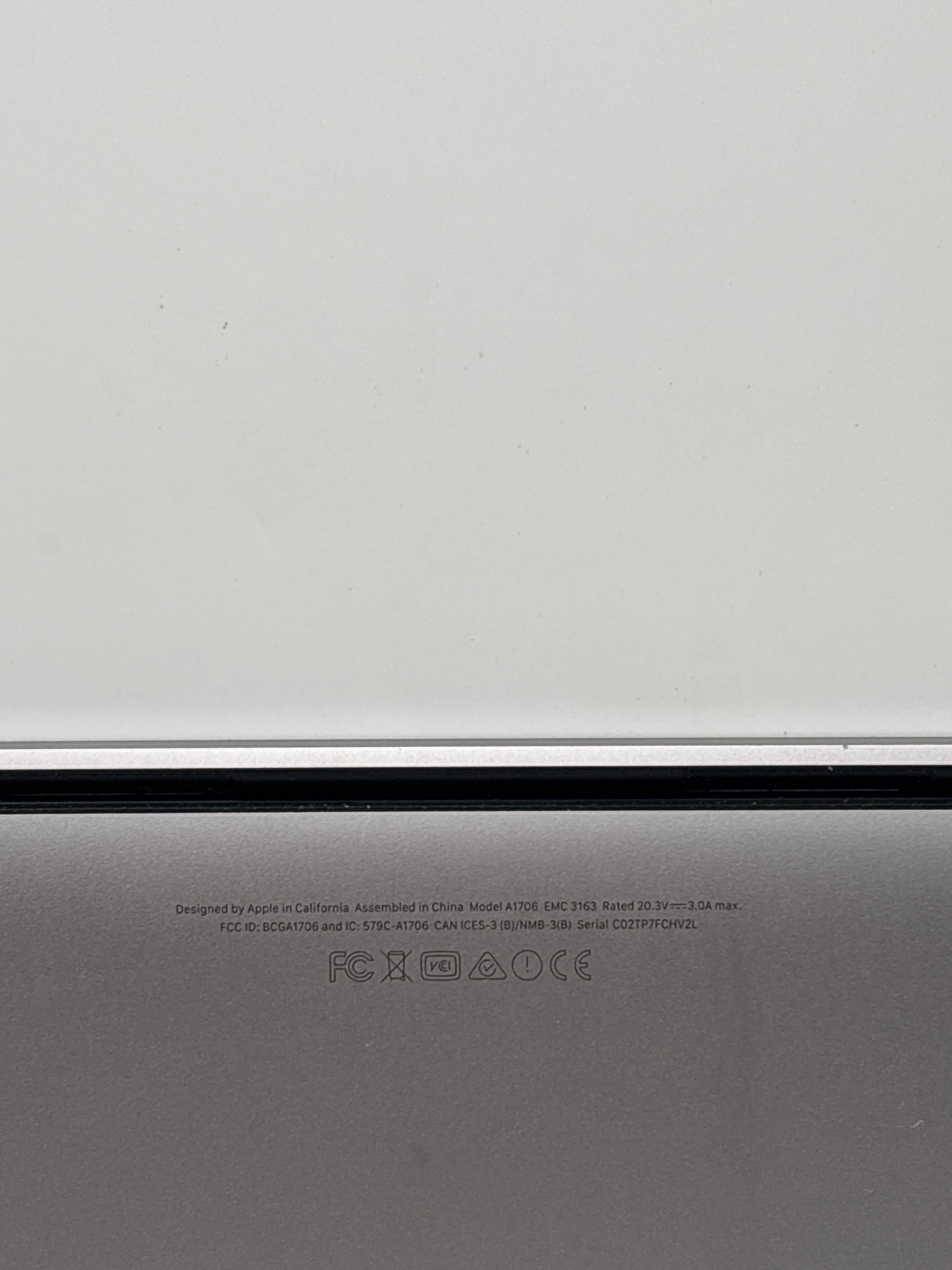 Apple MacBook Pro 13" A1706 i5 8GB RAM 256GB SSD - For Parts (Read)