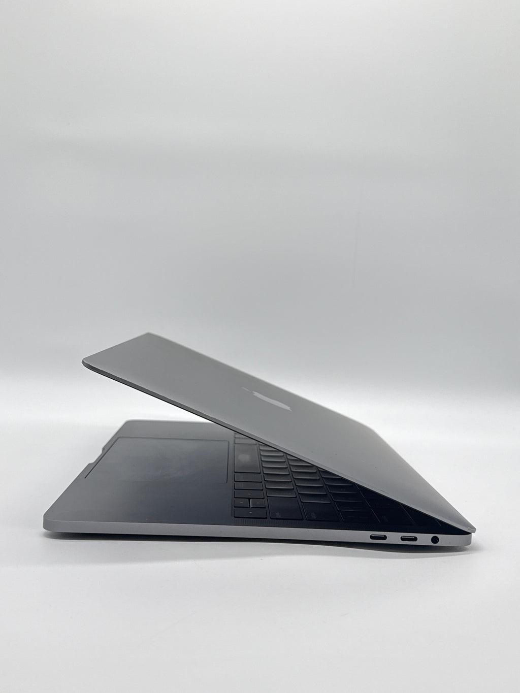 Apple MacBook Pro 13" A1989 2018 i7 16GB RAM 2TB SSD