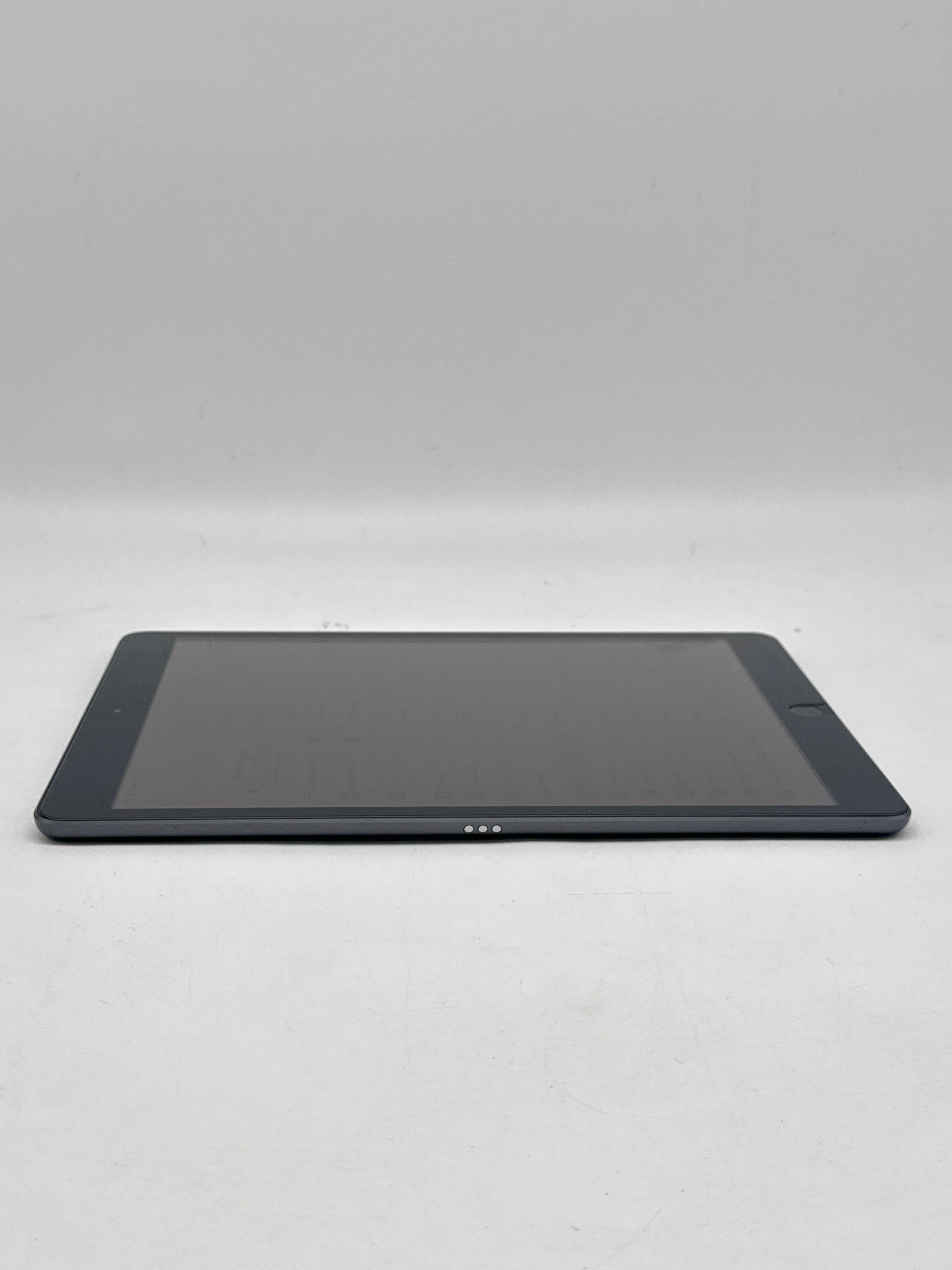 iPad 8th generation Wi-Fi + Cellular 32GB A2428 - Used