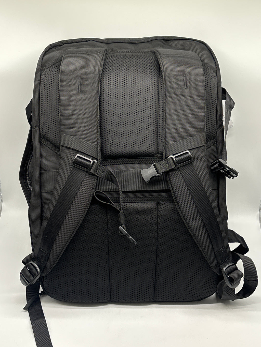 Tomtoc T67M1D1 Travel Bag - Black - New