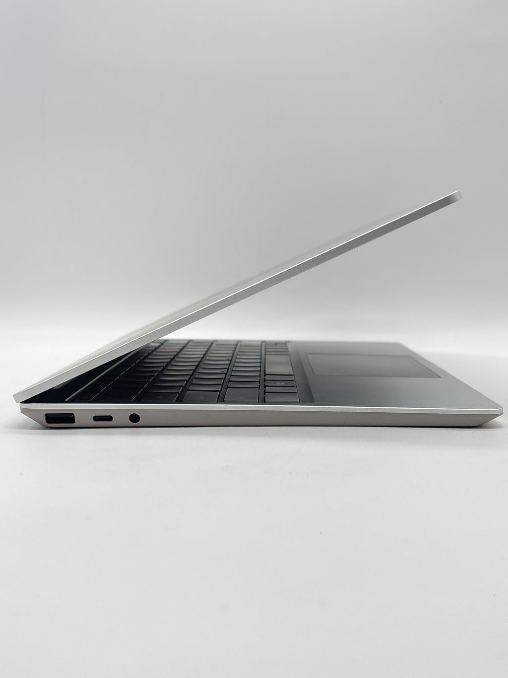 Microsoft Surface Laptop Go 3 2013 i5-1235U 8GB RAM 256GB SSD