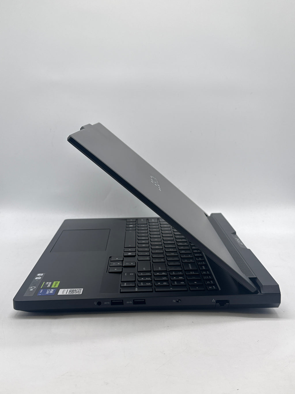 Lenovo Legion Pro 7 16" Core Ultra 7 255HX 32GB 2TB SSD RTX 5070 Ti - For Parts