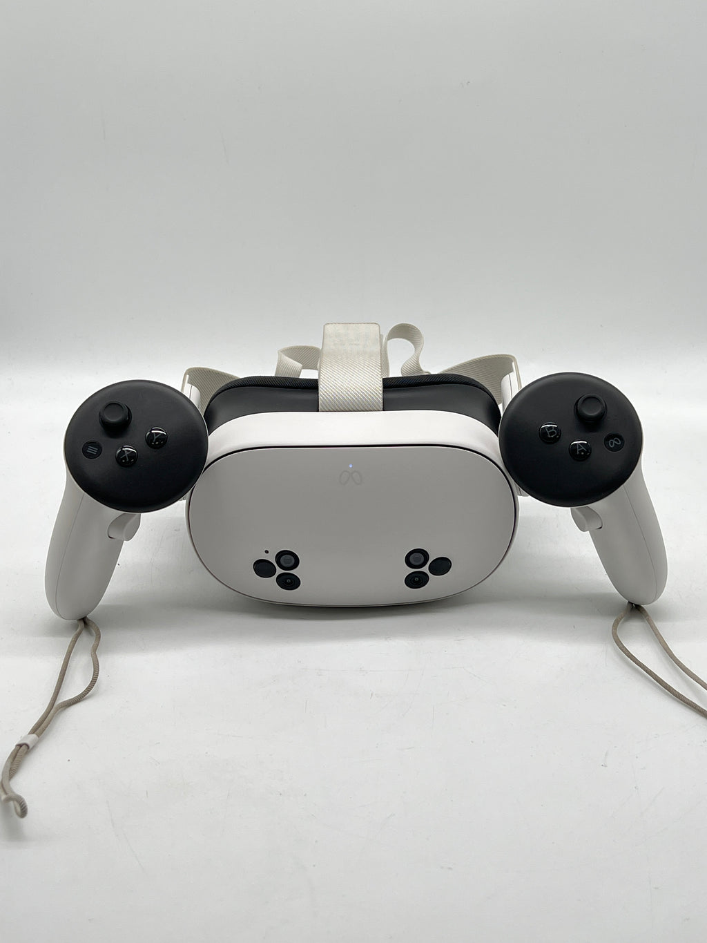 Meta Quest 3s 128GB Standalone VR Headset White - Remotely Managed