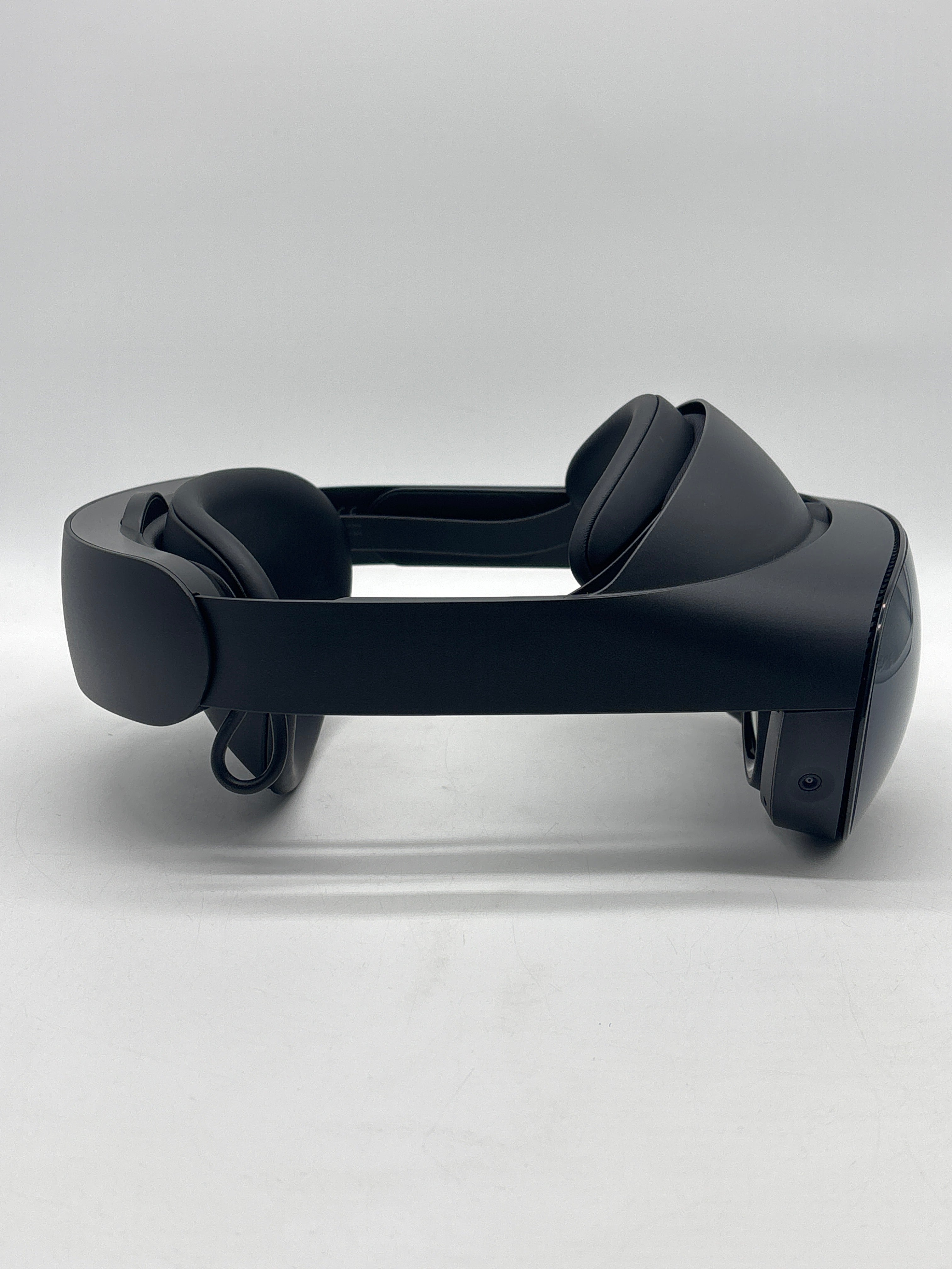 Meta Quest Pro VR Headset 256GB Black - Used With Box