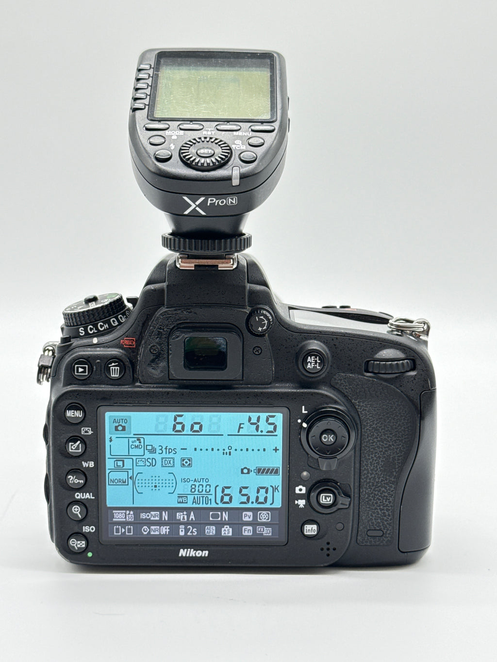Nikon D610 Digital Camera 24.3MP w/ Nikon 18-70mm Lens (Shutter Count 32285)
