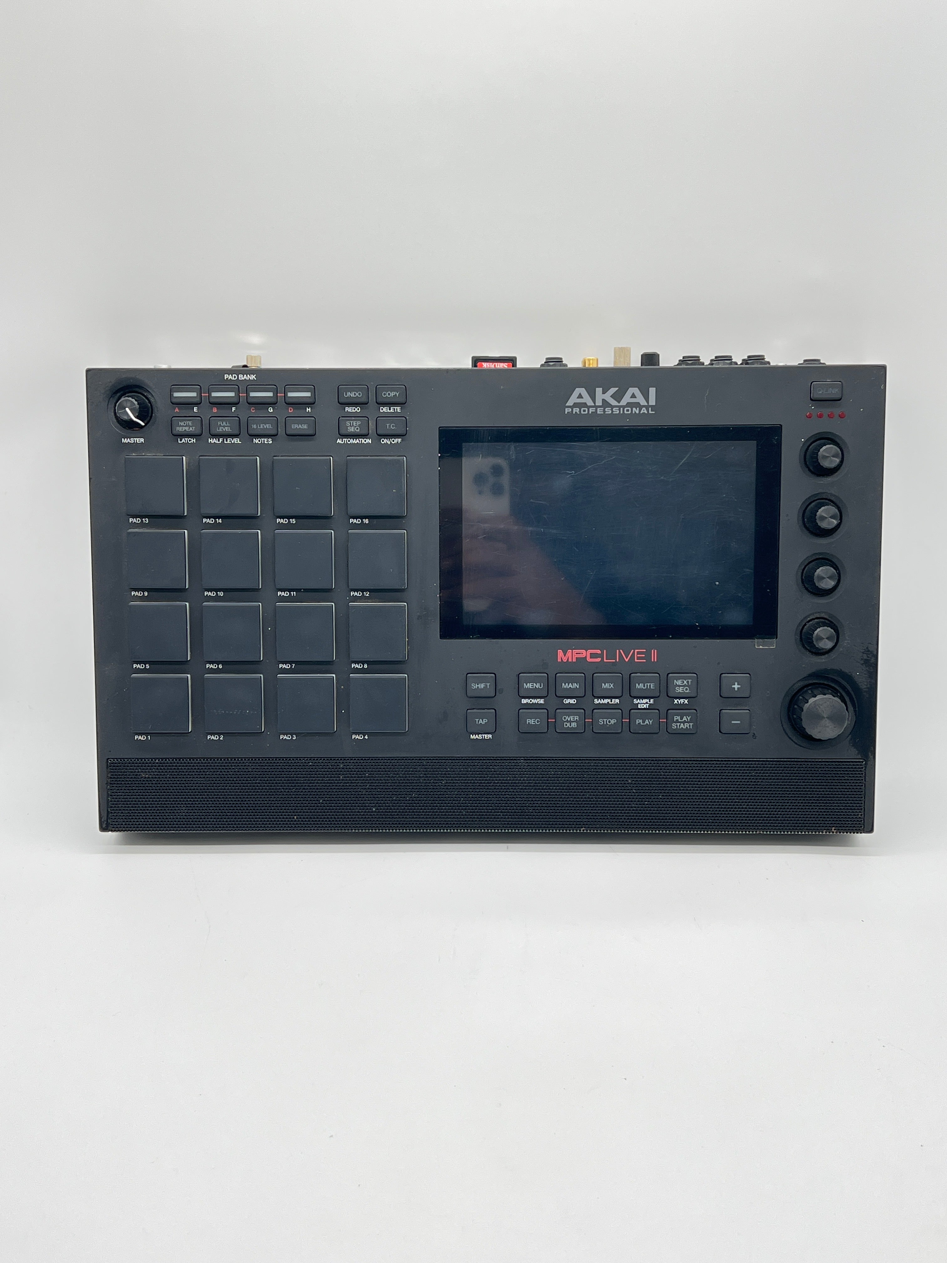 AKAI MPC LIVE 2 Akai MPC LIVE II Standalone Production Center w/ AKAI MPK Mini - Used