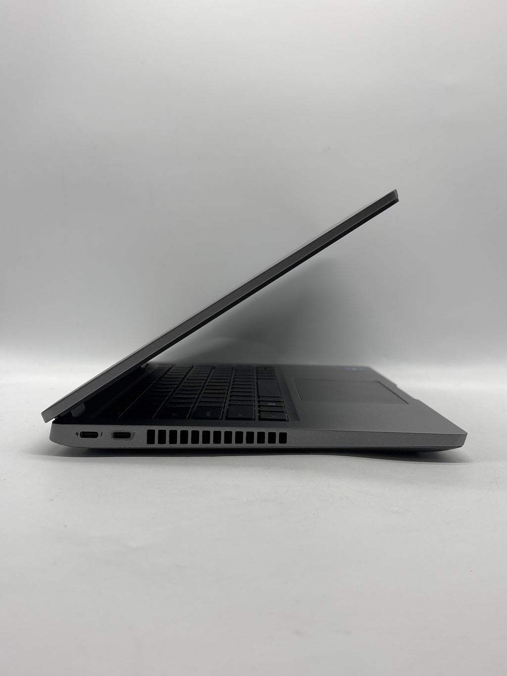 Dell Latitude 5430 13" Intel Core i5-1235U 16GB RAM 512GB SSD Gray - Used