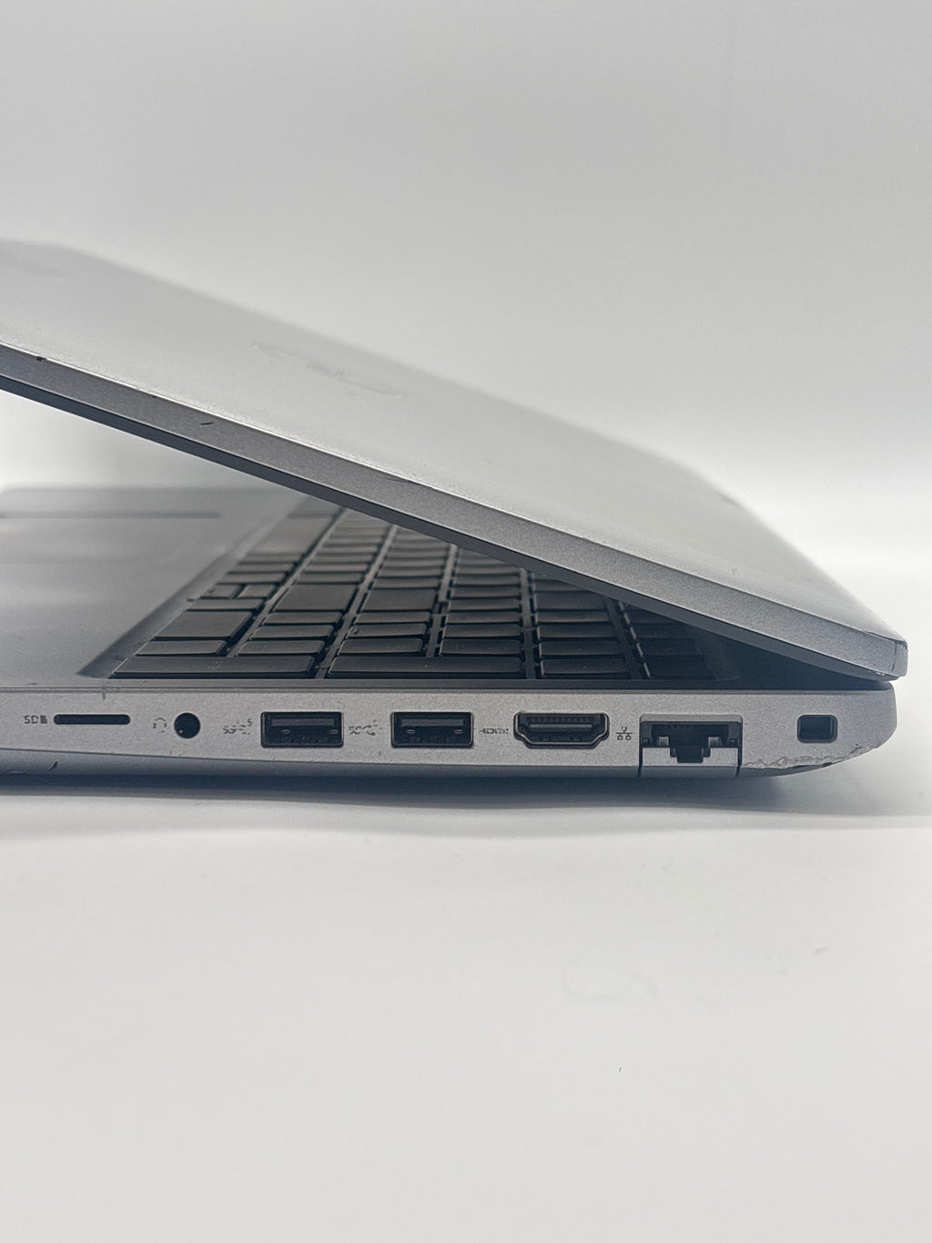 Dell Precision 3581 i5-13600H 16GB RAM 256GB SSD