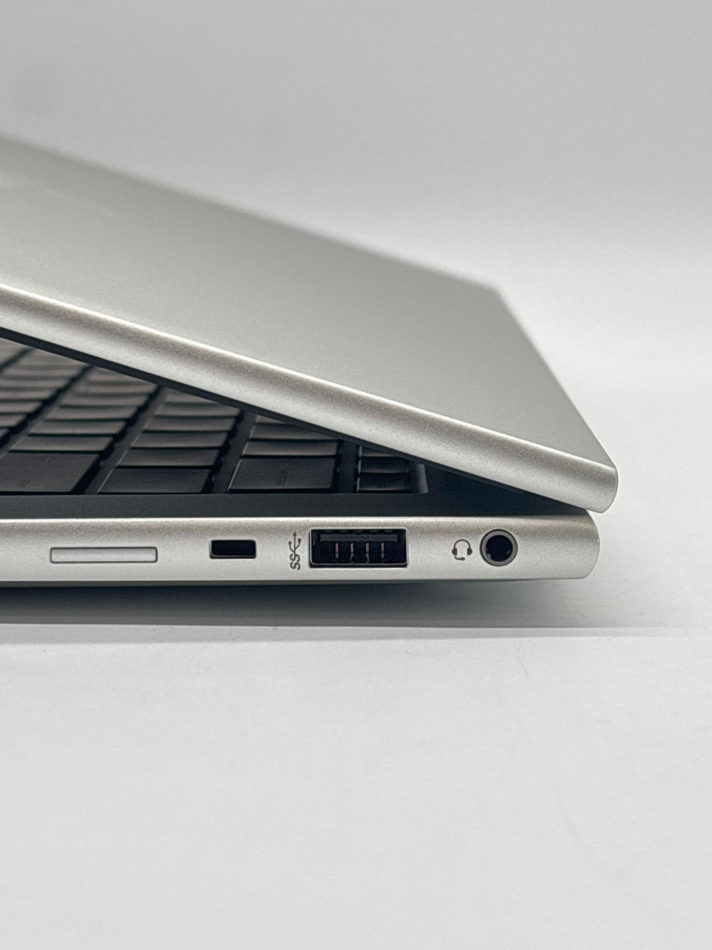 HP EliteBook 840 G10 i5-1340P 16 GB RAM 256 GB SSD
