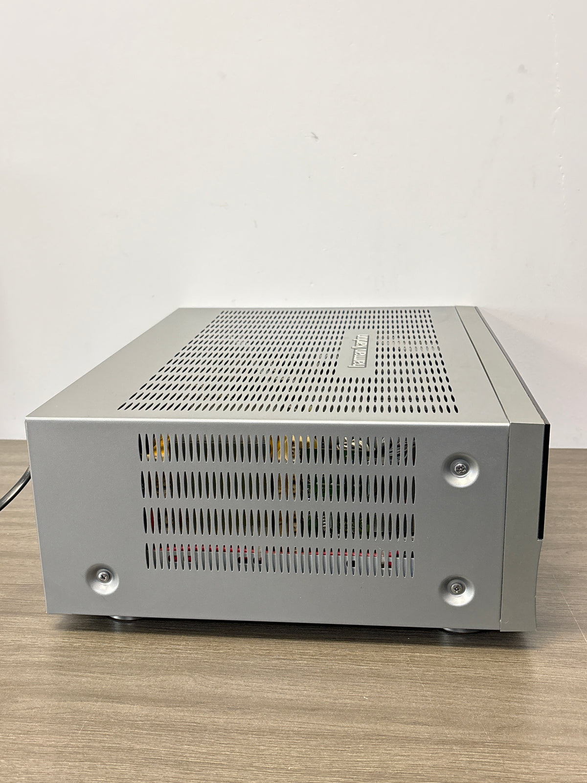 Harman Kardon AVR 335 7.1-Channel AV Receiver Dolby Digital DTS Grey - Used