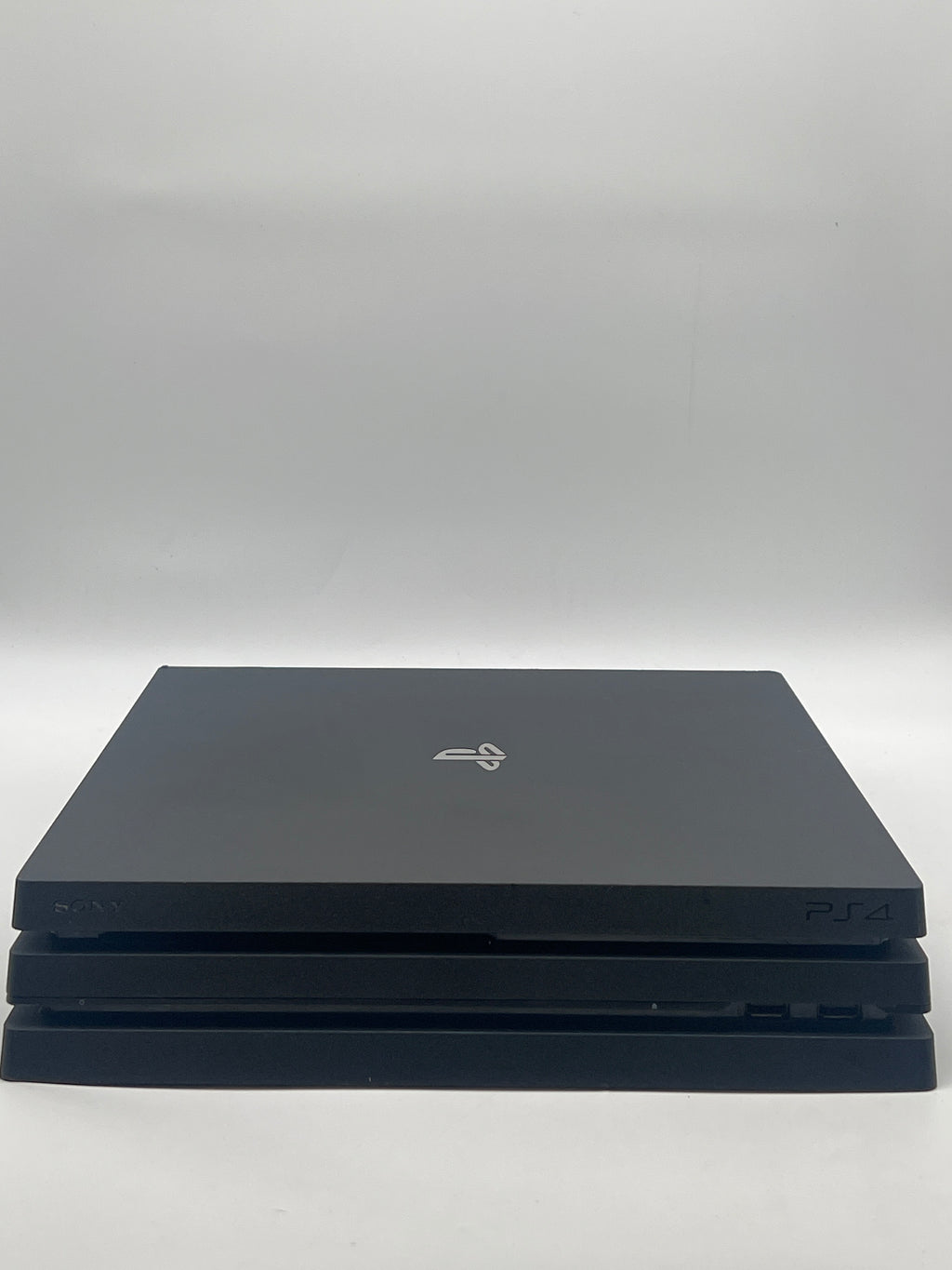 Sony PlayStation 4 Pro Used CUH-7015B 1TB Black Home Console 4K UHD