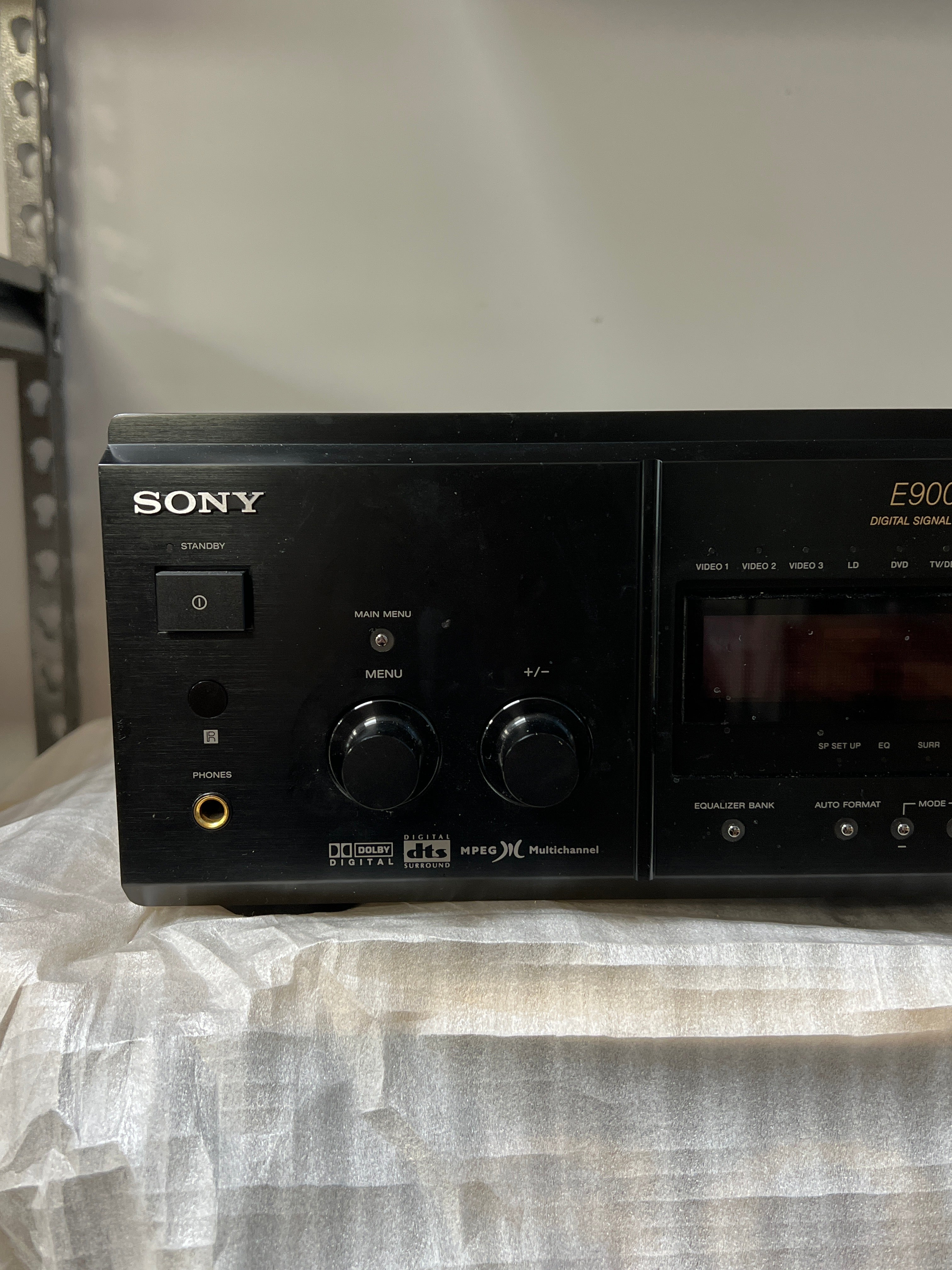 Sony TA-E9000ES Multi Channel Amplifier Digital Processor - Corner damage
