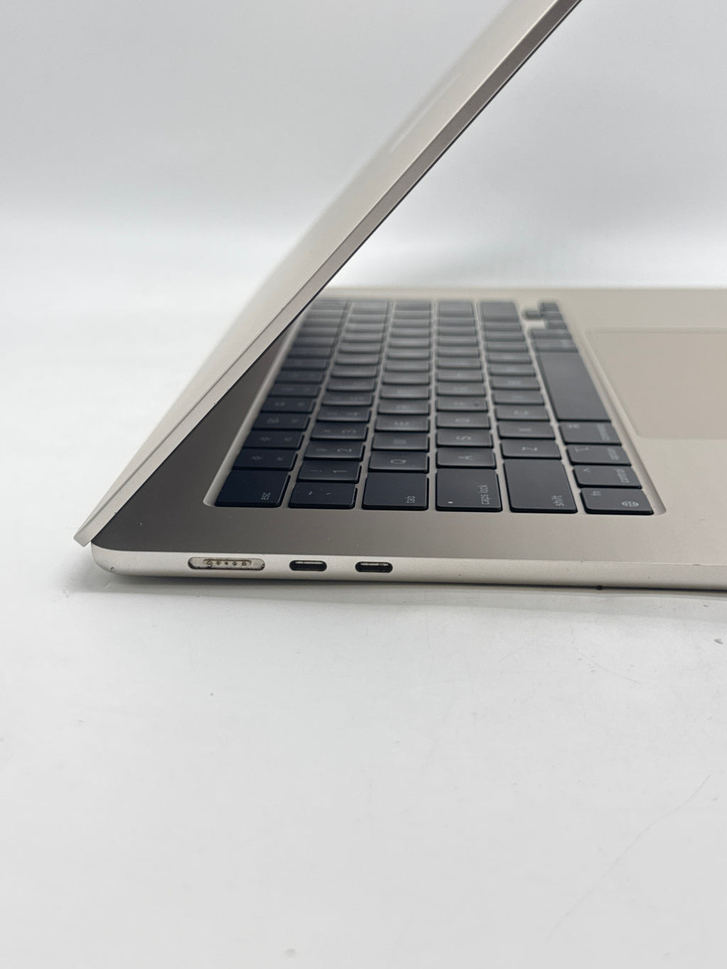 Apple MacBook Air 15" M3 A3114 8GB RAM 256GB SSD Starlight - Used