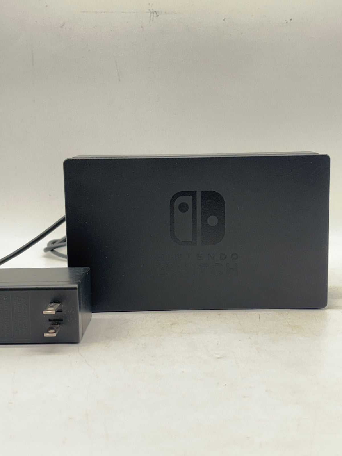 Nintendo Switch Console 32GB Black with Dock and Joy-Con - Used
